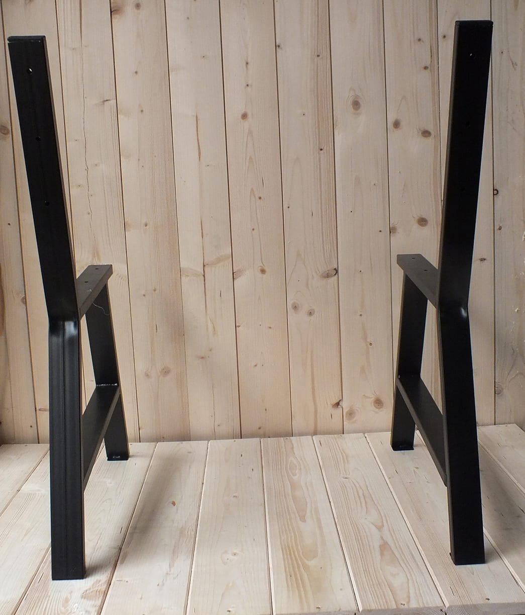 Övriga 3 Stålben till parkbänk, sittbänk, 2st svarta pulverlackade massiva, sitthöjd 44 cm, totalhöjd 85 cm - 4