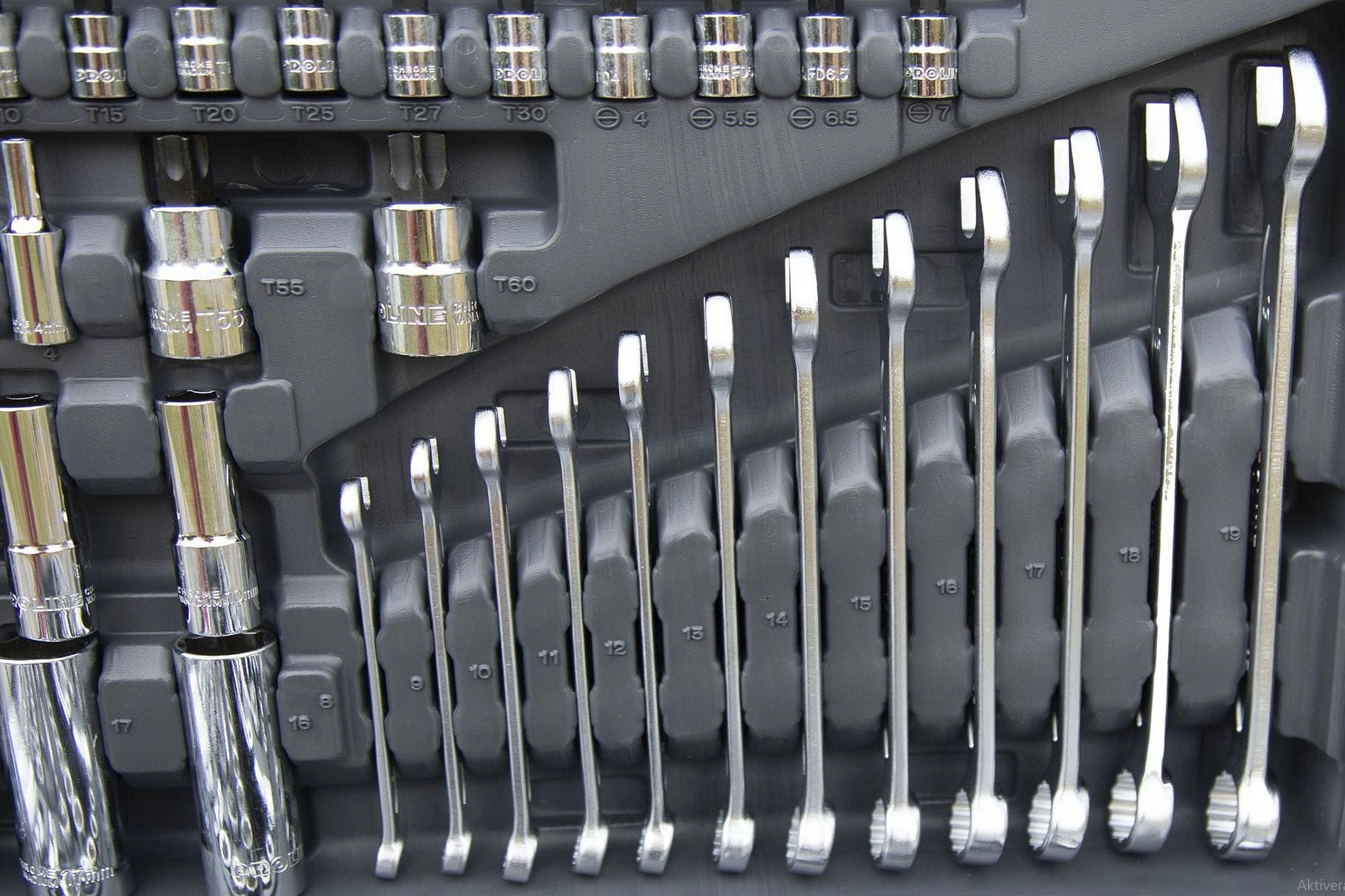 PROLINE TOOLS Hylsnyckelsats 217st, 1/4, 3/8, 1/2, 3.5-32 mm, långa och korta hylsor, U-ringnycklar, CRV, Proline - 5