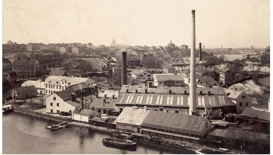 LILJEHOLMENS HISTORIA - svenskt ljushantverk sedan 1839 