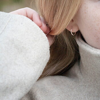 by Faith örhängen Creoler 12 mm - silver