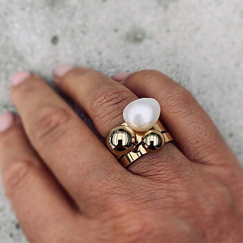 Bud to Rose Ring Pearl i guld