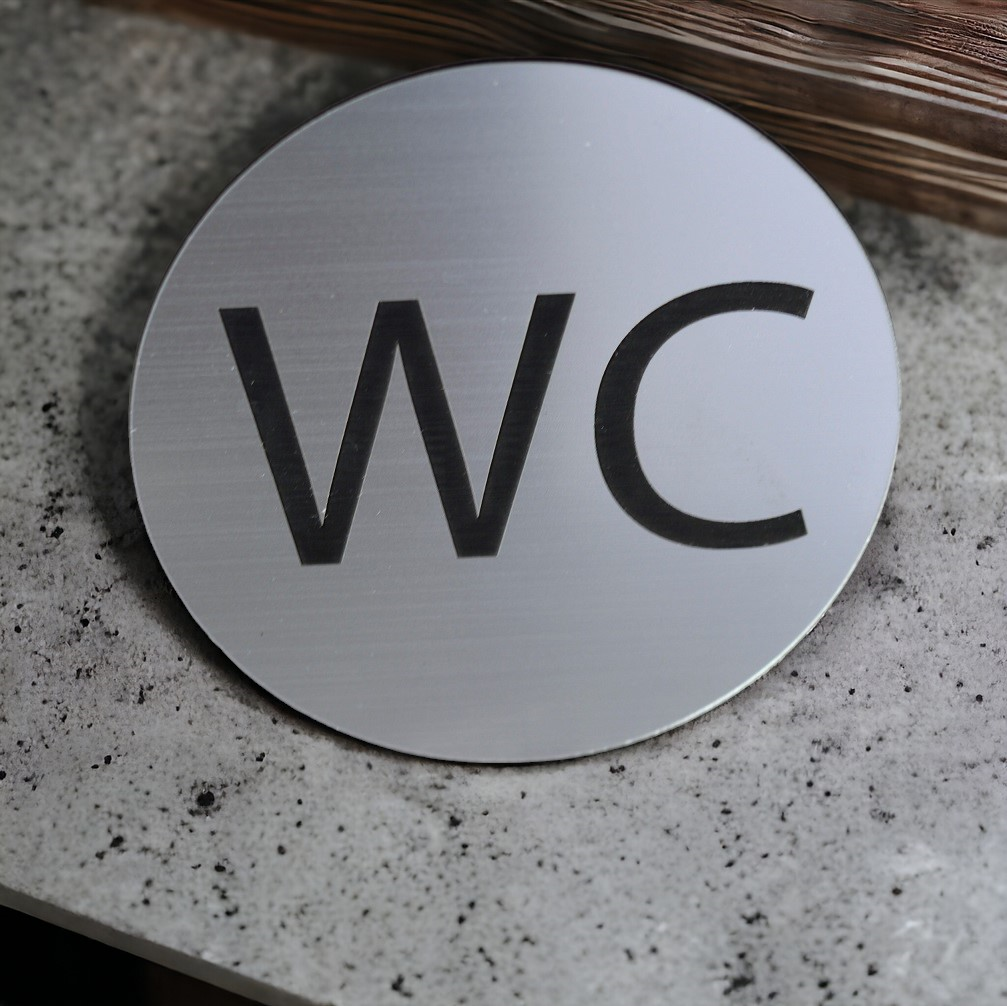 WC Cirkel Borstad metall-look Gravyr