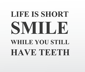 Life is short Väggord