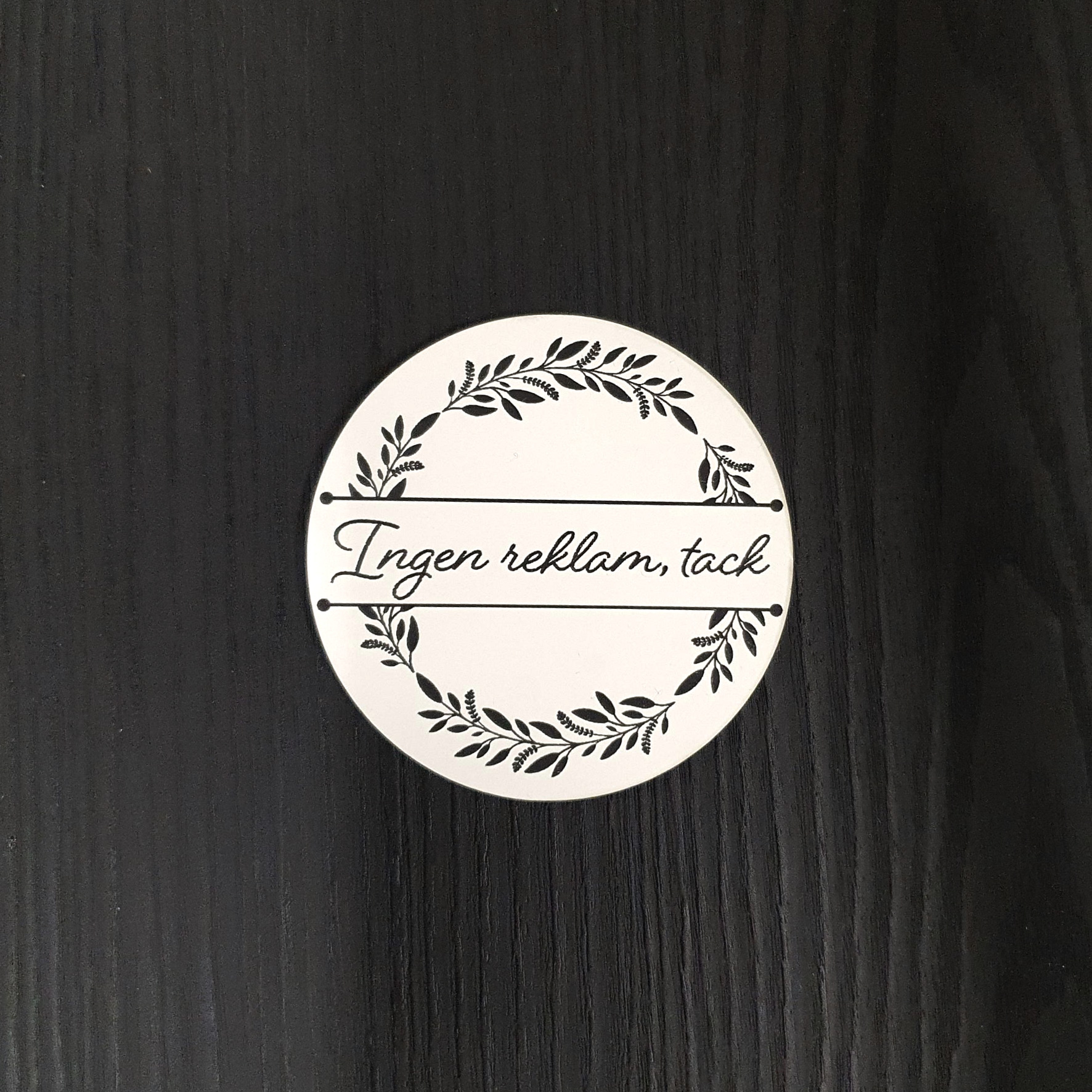 Ingen reklam, tack, Cirkel med blad Gravyr