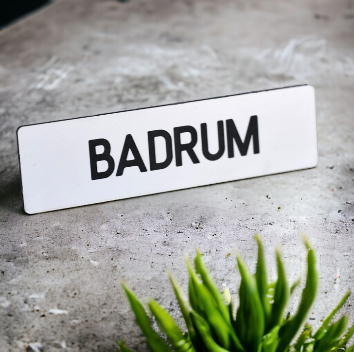 Badrum Vit/Svart Gravyr