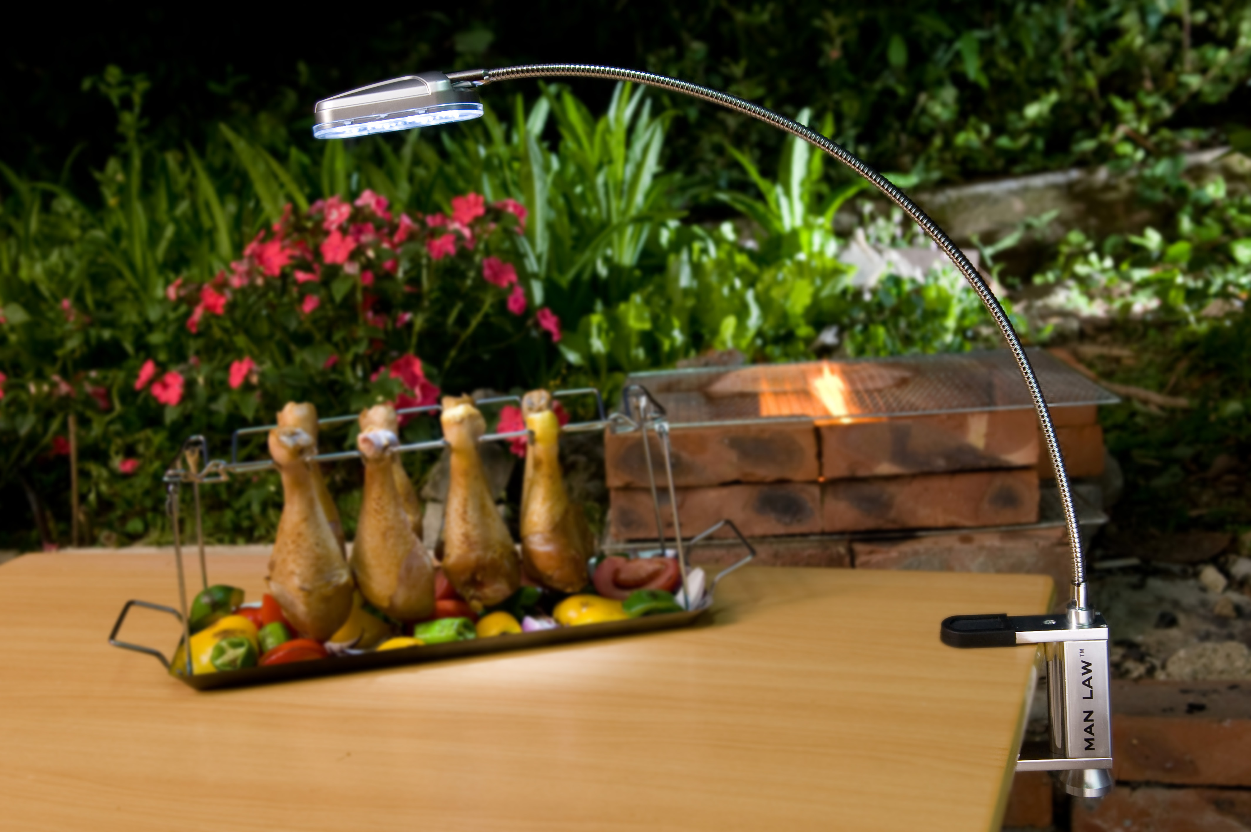 ManLaw grillampa LED.