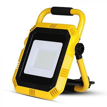 Arbetslampa LED 50W med uttag IP65