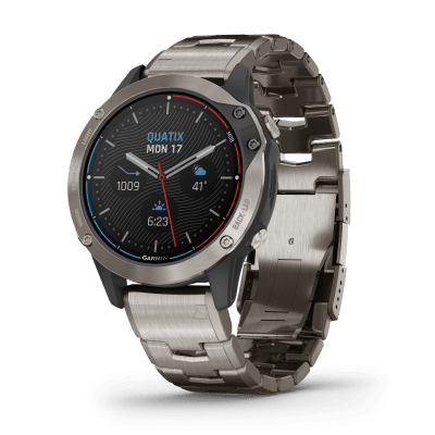 quatix® 6 Sapphire, titangrå med titanarmband