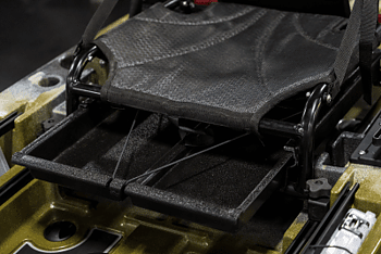 Ausziehbare Schublade unter dem Sitz für Native High Frame Seats