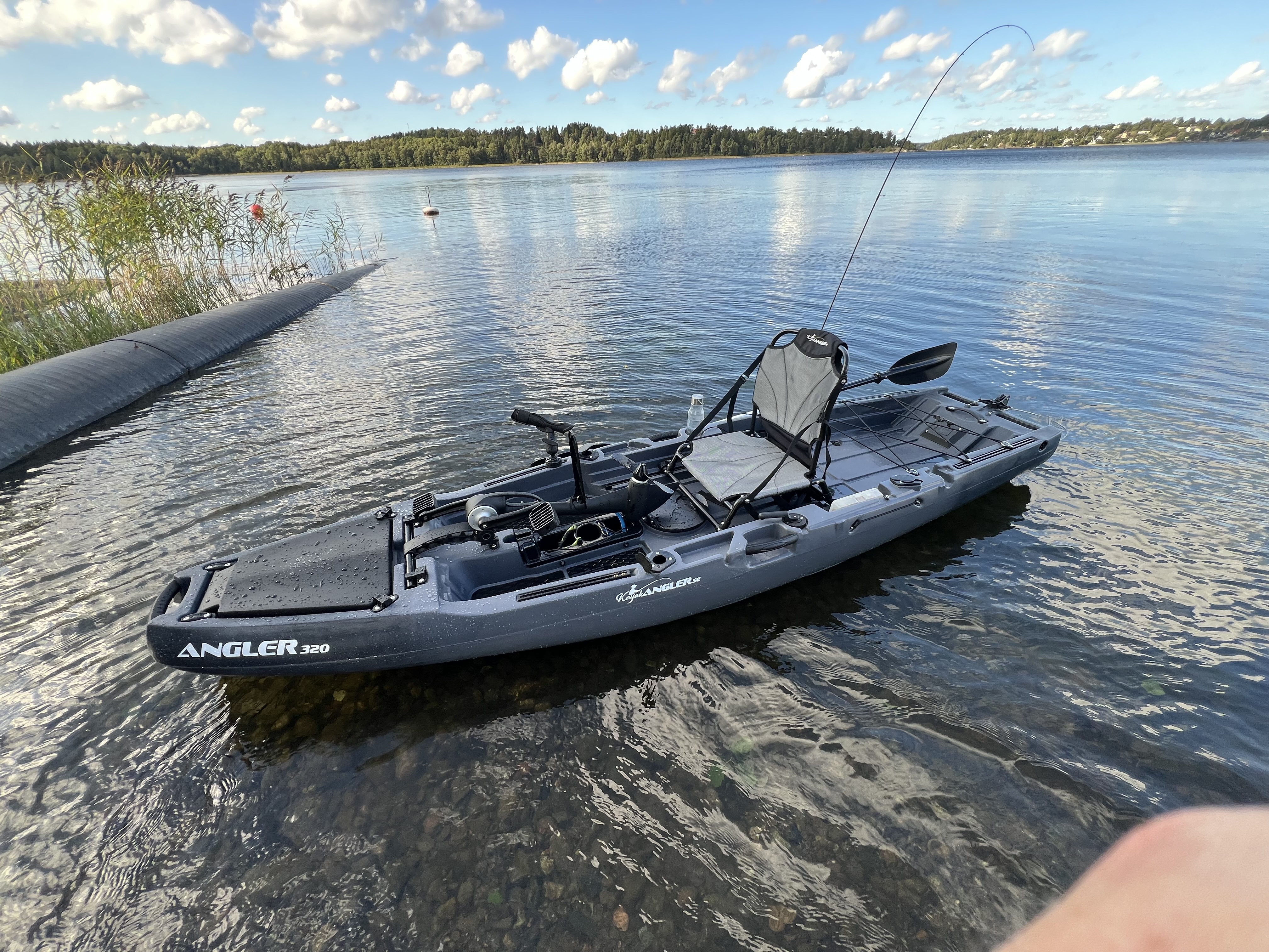 Uthyrning av släp med 2 fiskekajaker - 1 Dygn (24 timmar)