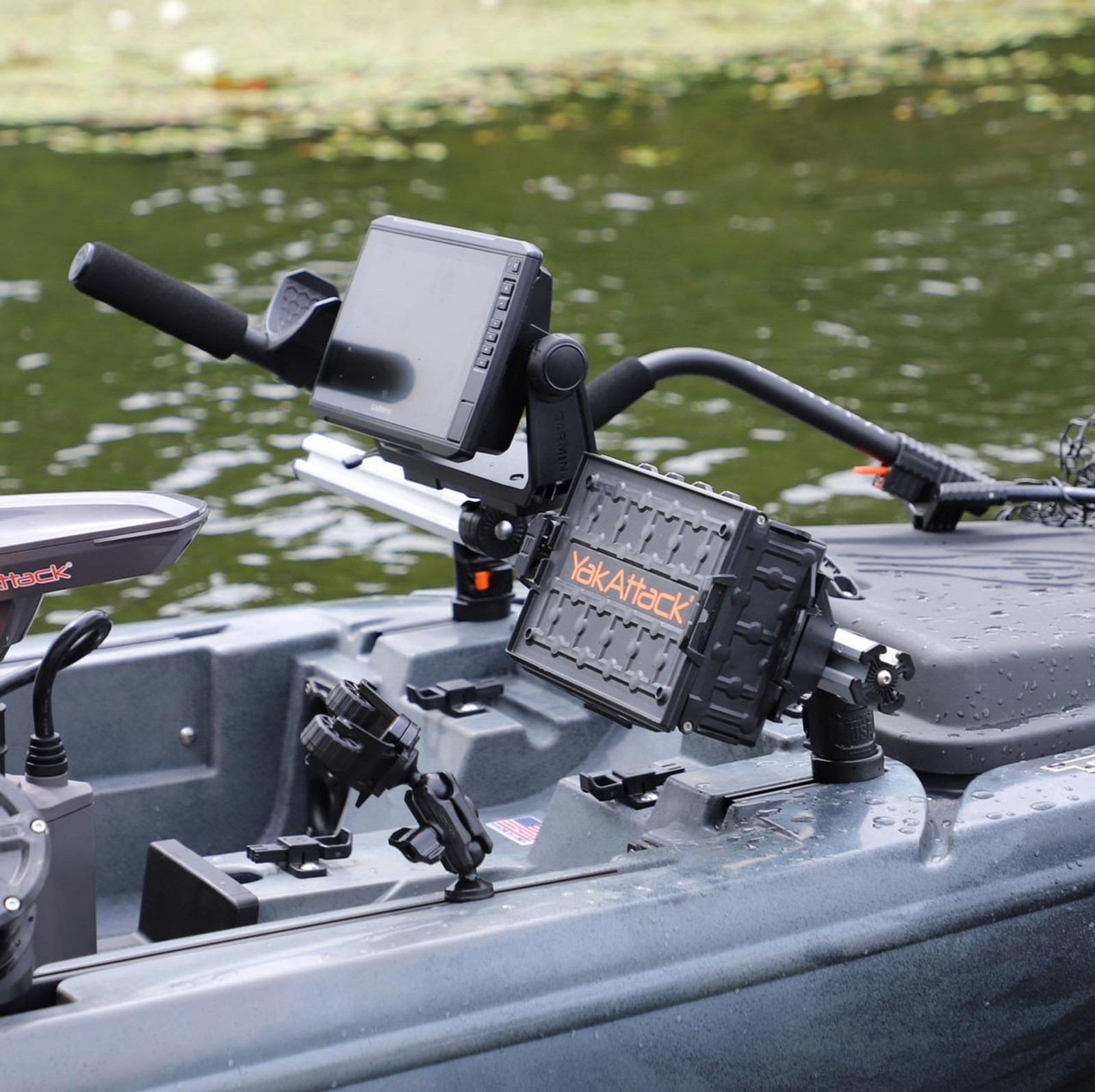 Yakattack 34 inch / 86cm Command Center CrossBar, with Track Mounted LockNLoad™ Mounting System - 9