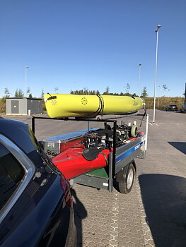 Uthyrning av släp med 2 fiskekajaker - 1 Vecka