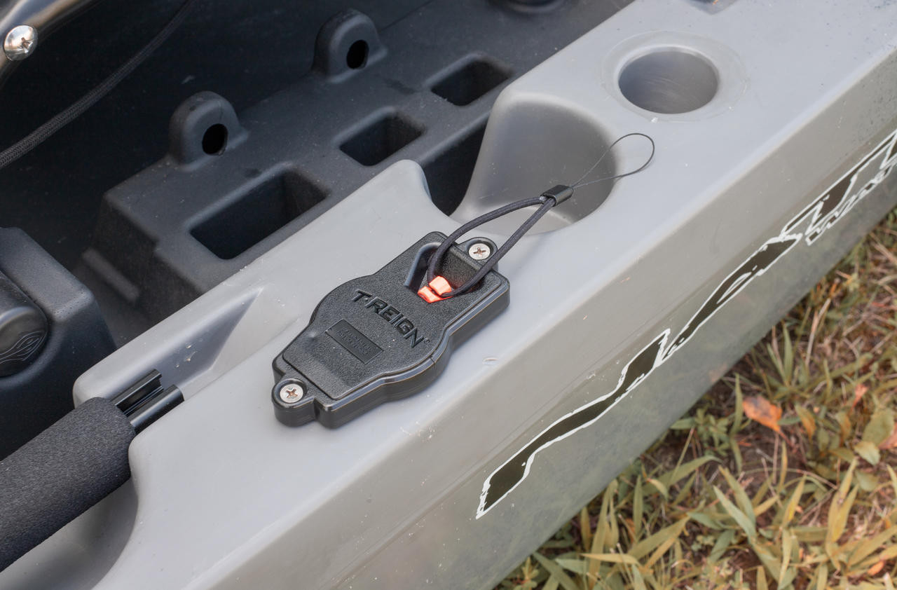 Yakattack Surface Mount Retractor, Includes #10 SS blunt end thread forming Mounting screws - Bild 4