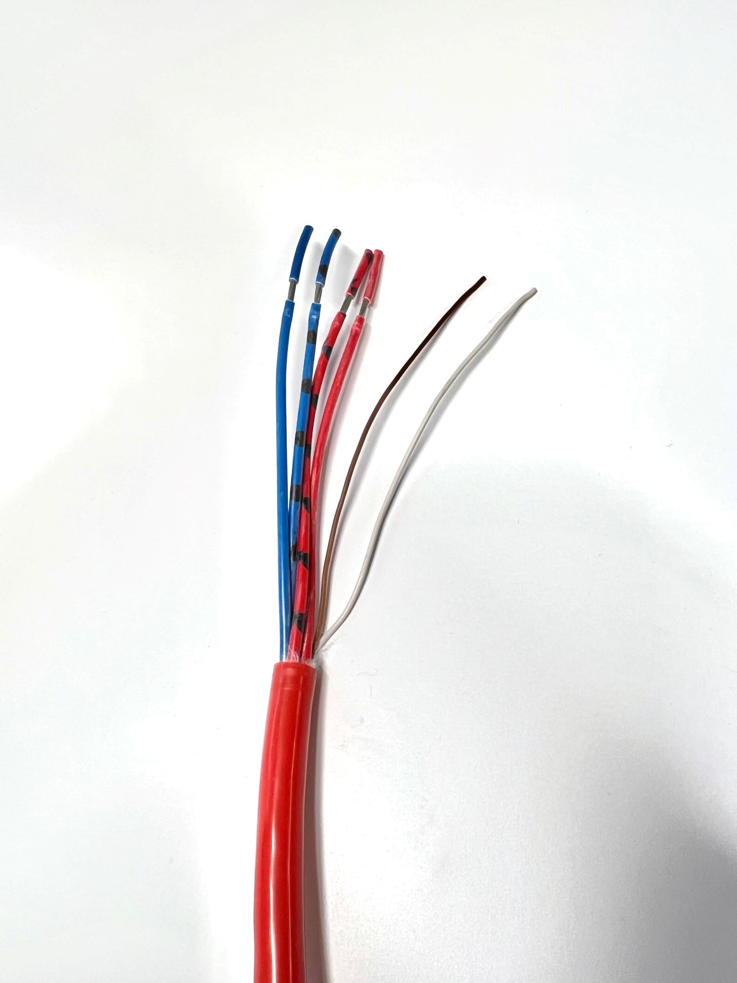 Kabel 4x2,5mm² + 2 x 0,34mm² Matningskabel, löpmeter