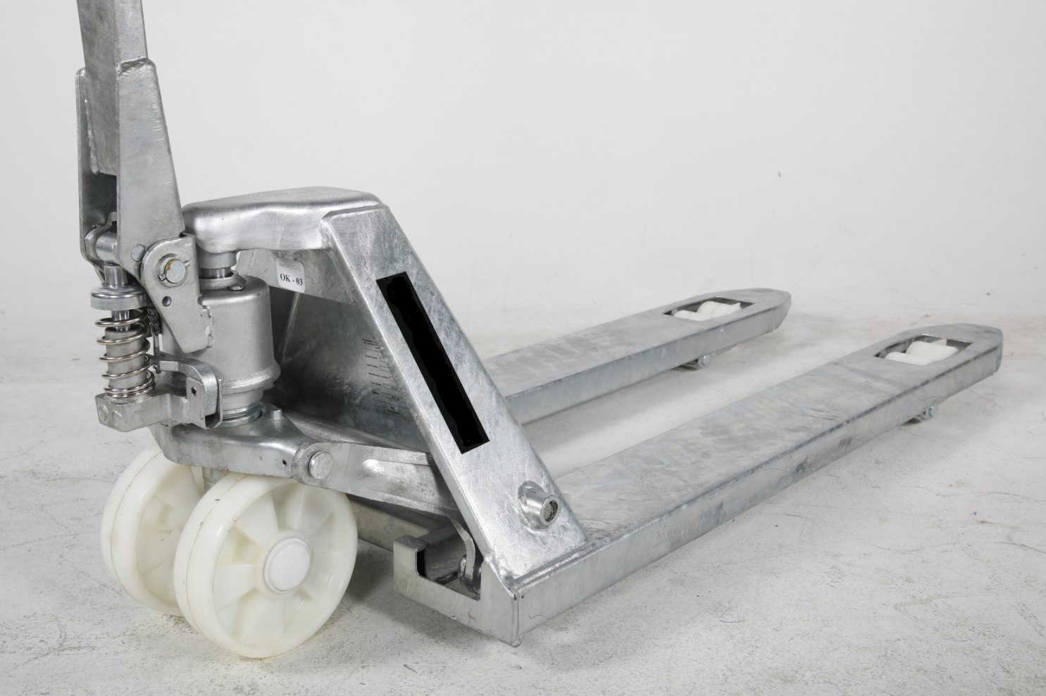 Galvaniserad pallyftare, Maxlast: 2500 kg / 1150 mm, dubbel nylonhjul - 3