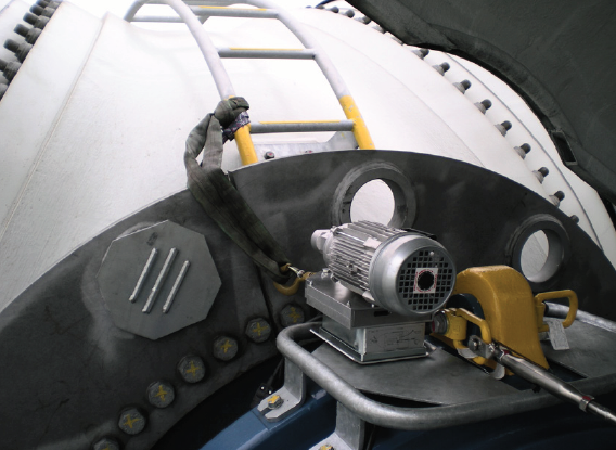 Lyftvinsch 300 med radiostyrning 230V / Maxlast: 300 kg - 6