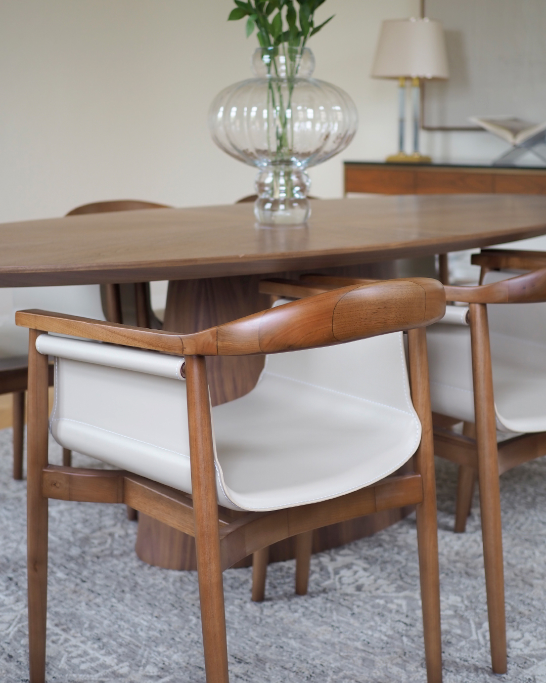 Matstol i valnötsfinish/beige - 17