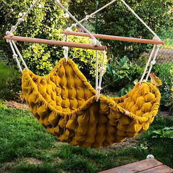 SWINGY OUTDOOR rocking chair