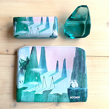 Moomin case Comet 26x22 cm (perfect for pens, ipad, sketches, dog toys etc..)