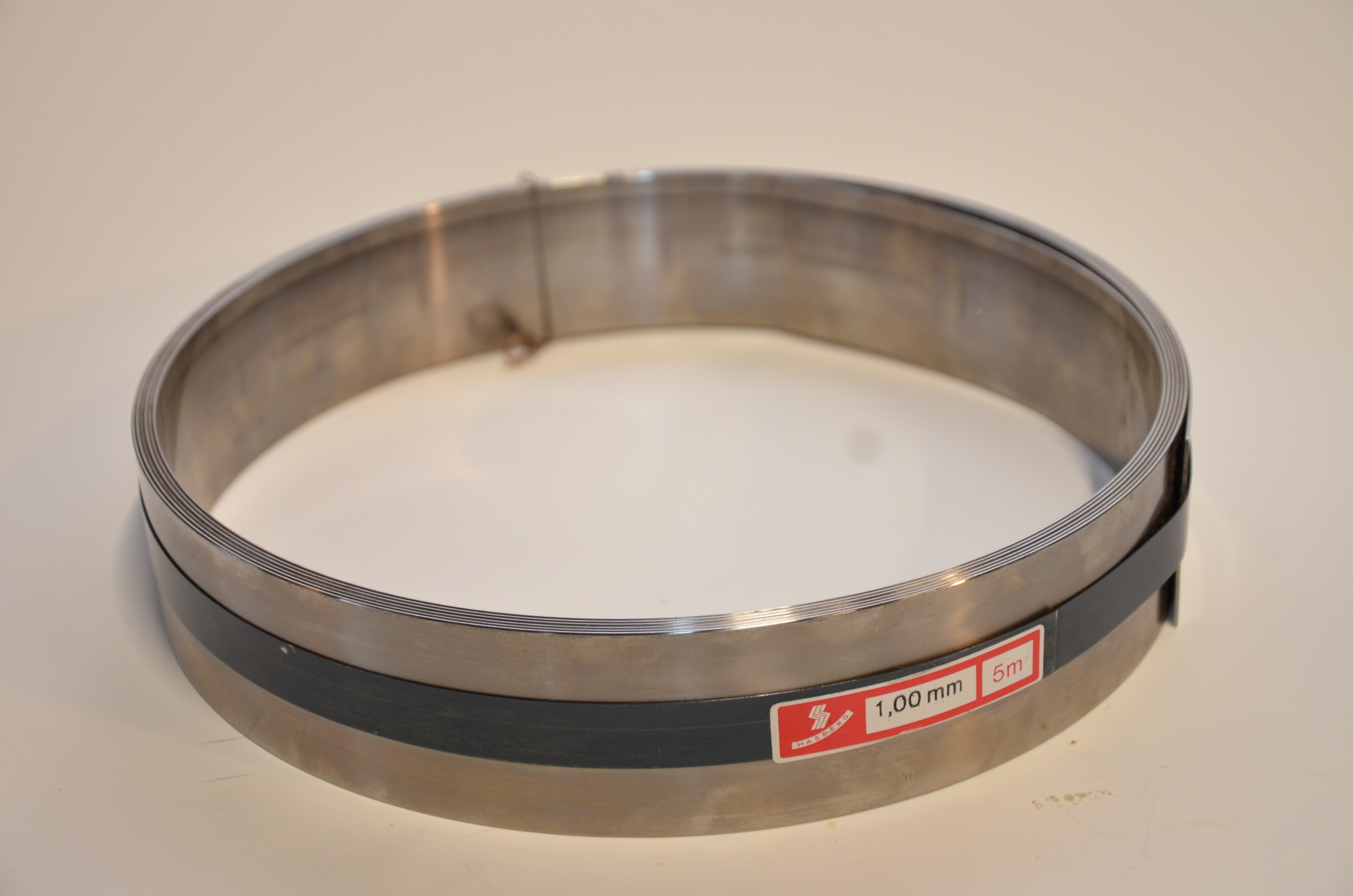1,00 mm Tolkstål x 50 mm tol +/- 0,013 mm, 5 m rul