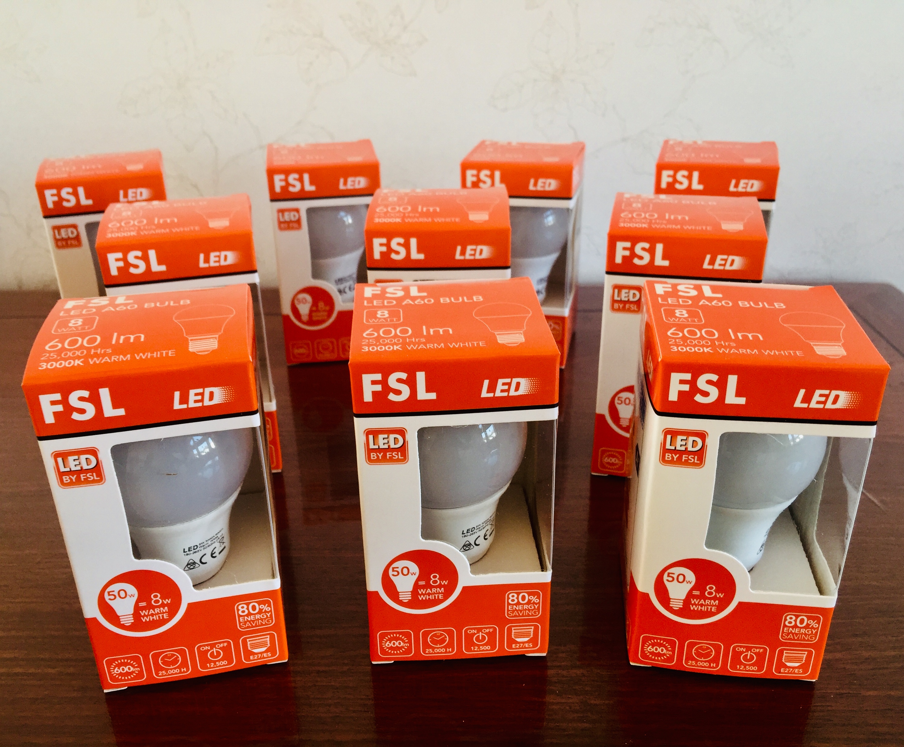 Paket 10st 8W E27 3000K LED Lampa Glob Normallampa 