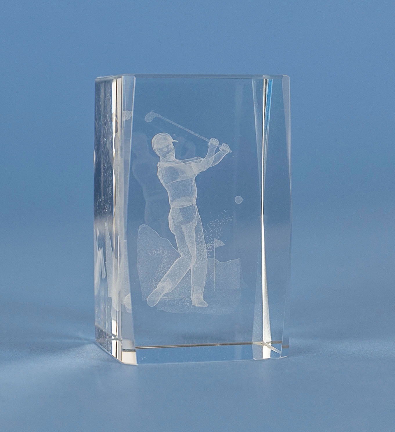 Golfspelare Herr i 3D glas - 4 olika storlekar - Inklusive skylt med text