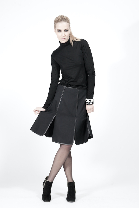 Petal  Black