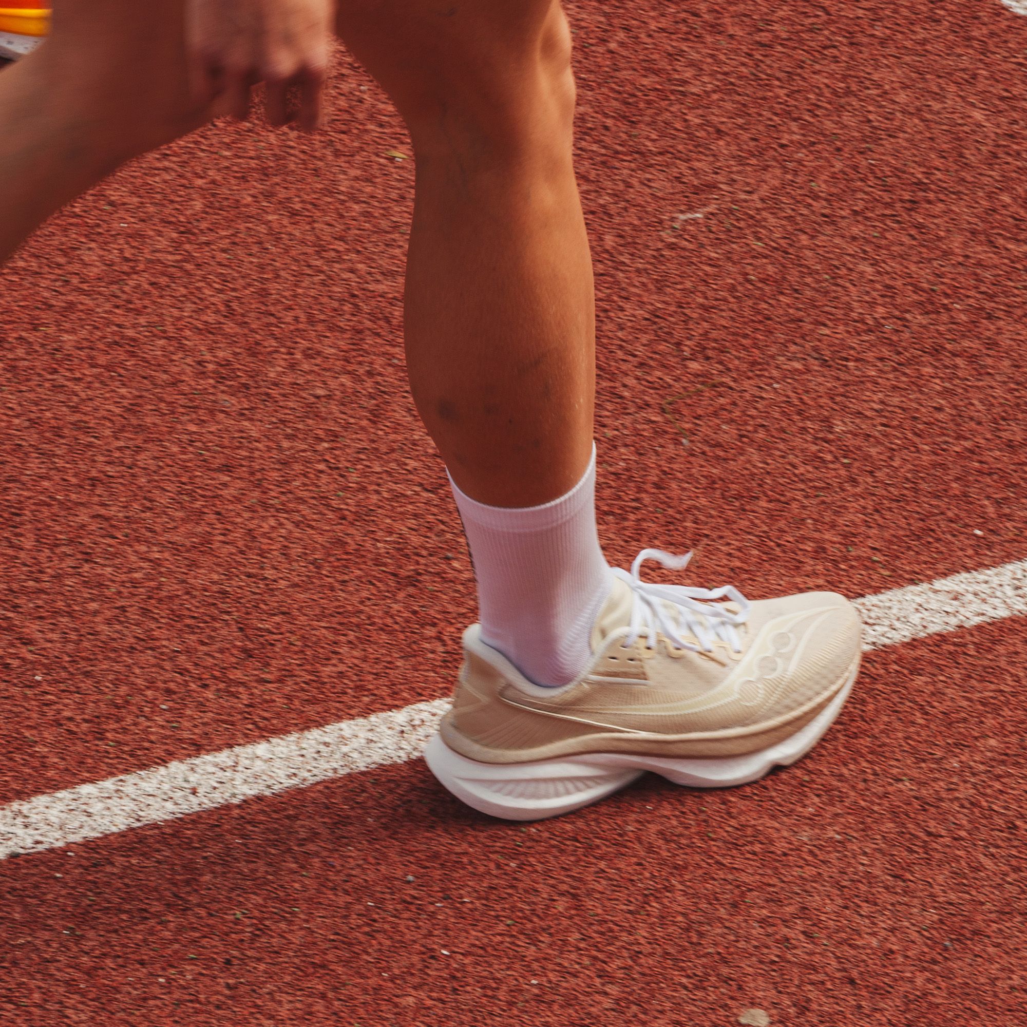 Saucony Endorphin Azura W Löparskor - 5