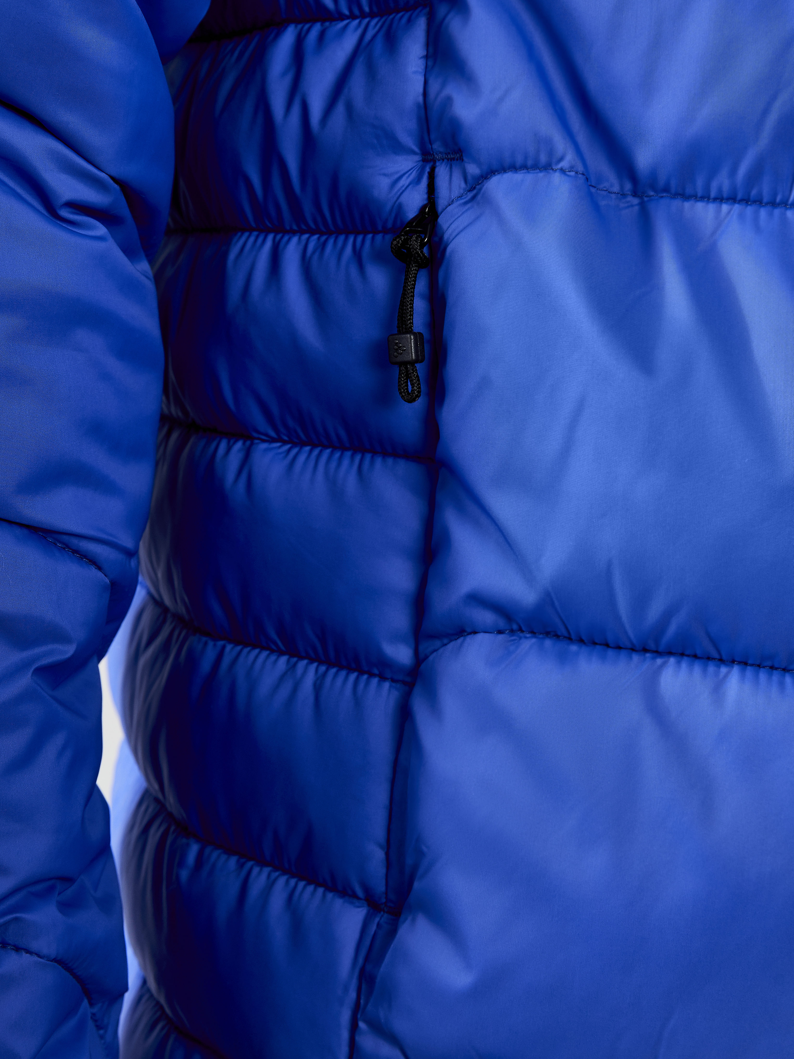 CORE EXPLORE ISOLATE JACKET M - 32