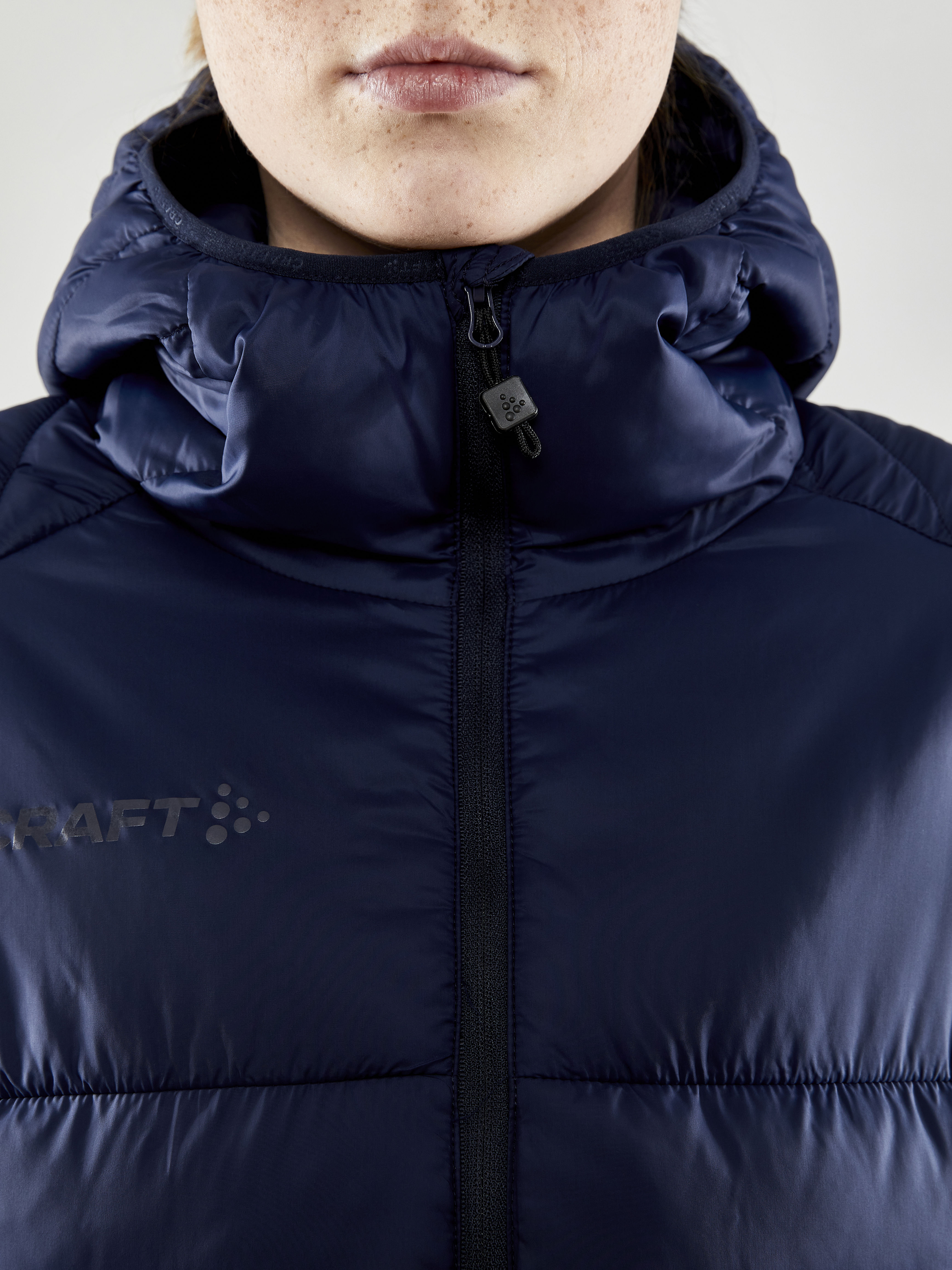 CORE EXPLORE ISOLATE JACKET W - 34