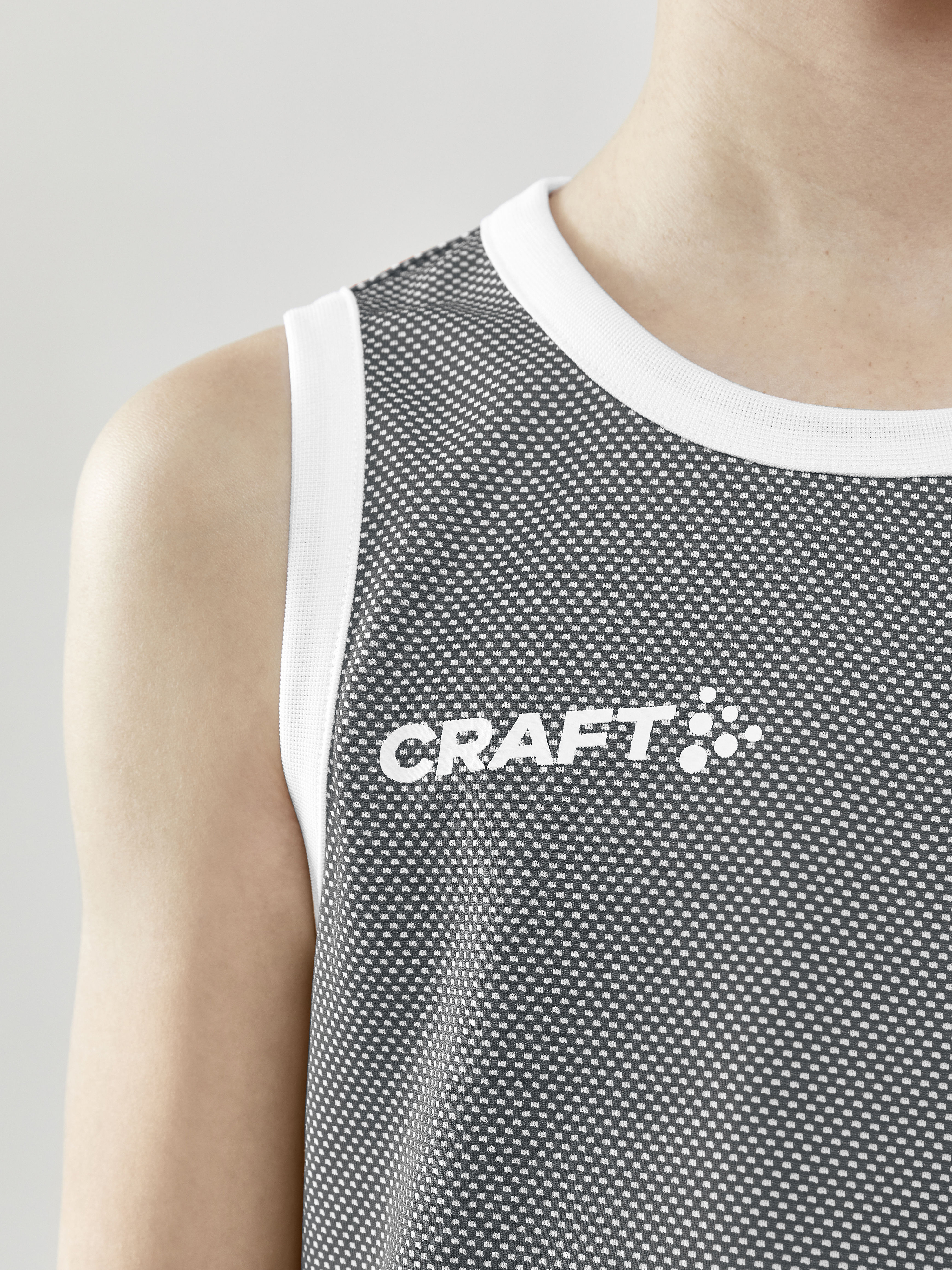 PROGRESS REVERSIBLE BASKET SINGLET JR - 20