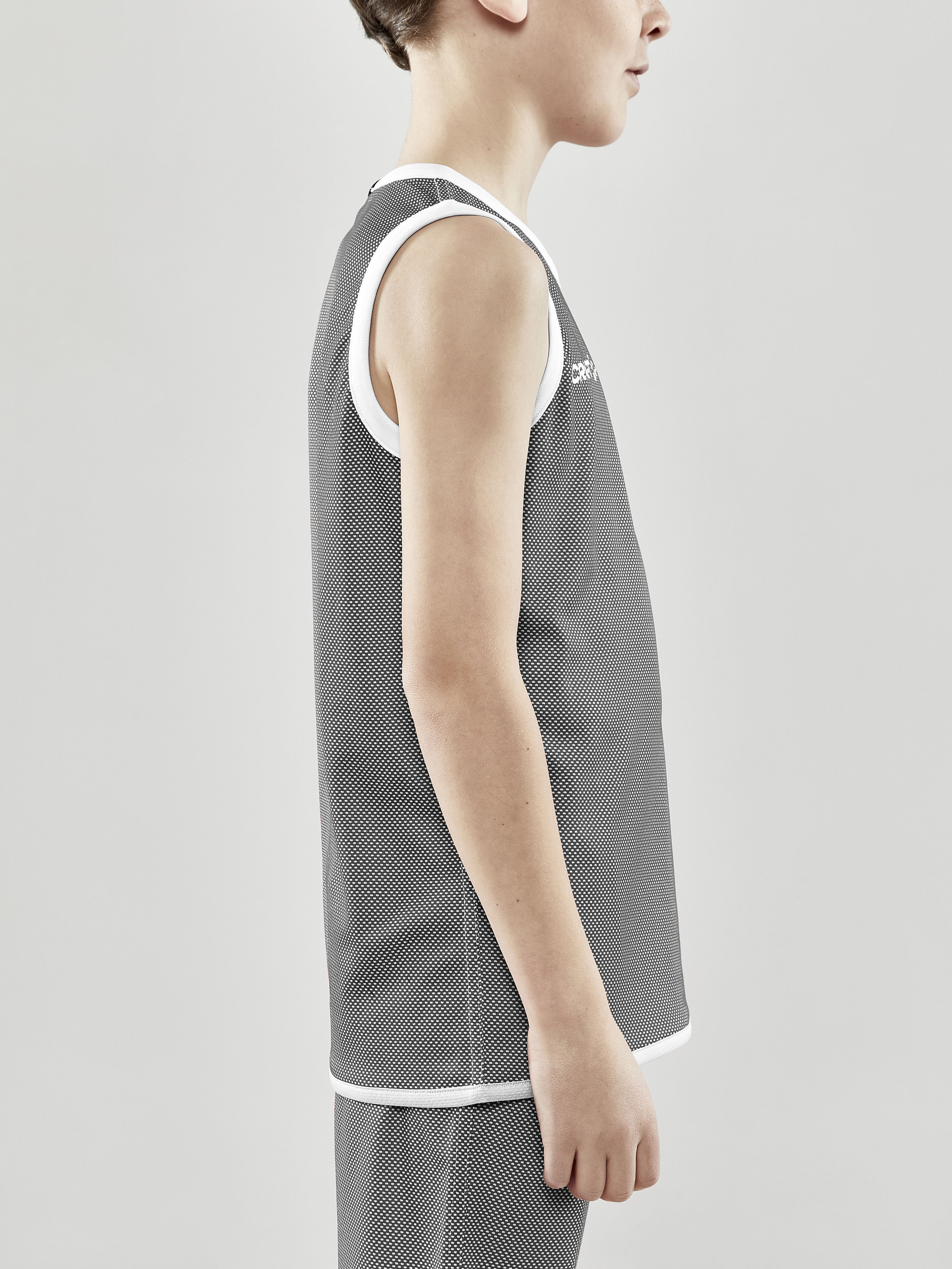 PROGRESS REVERSIBLE BASKET SINGLET JR - 15