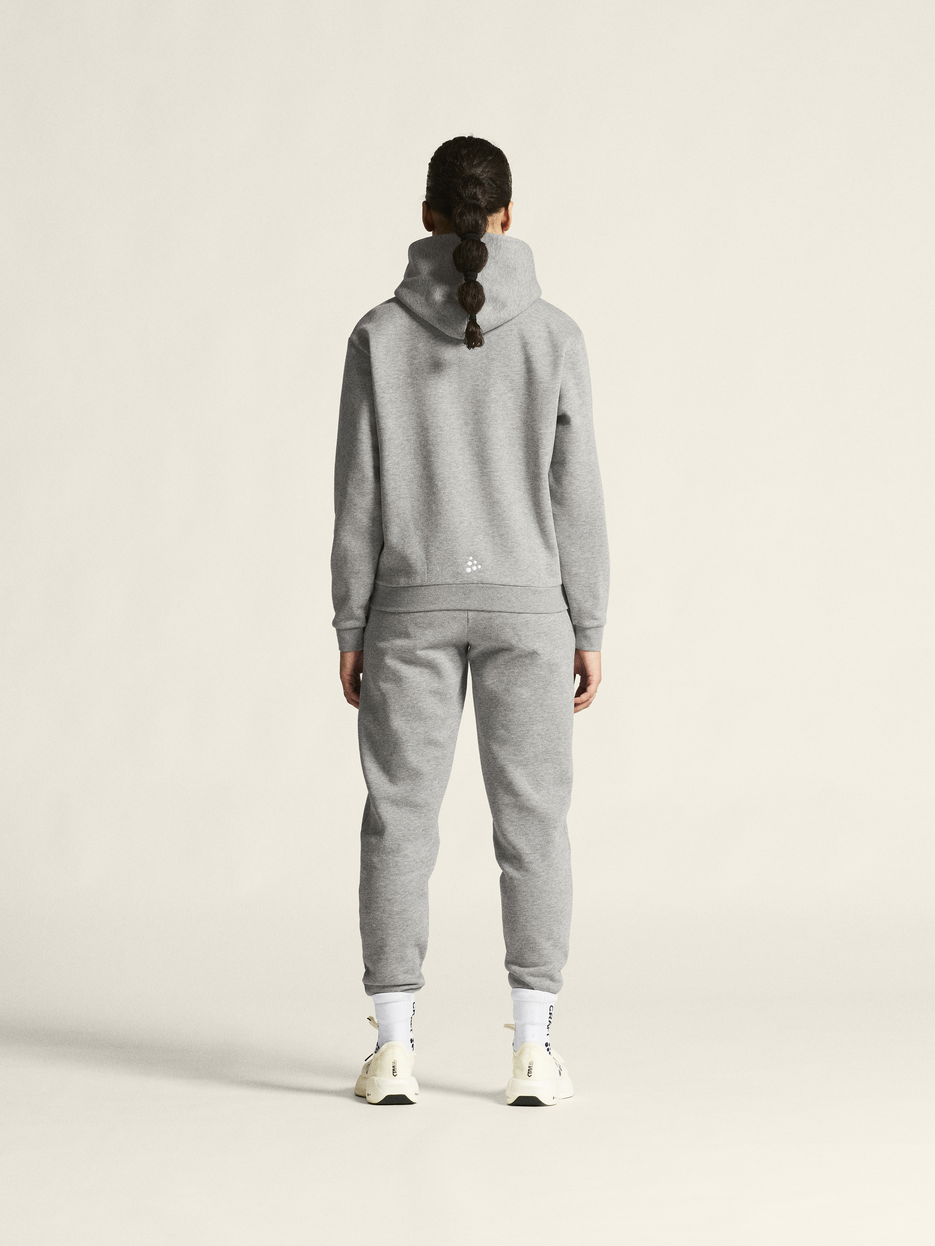 COMMUNITY 2.0 LOGO FZ HOODIE W - 30