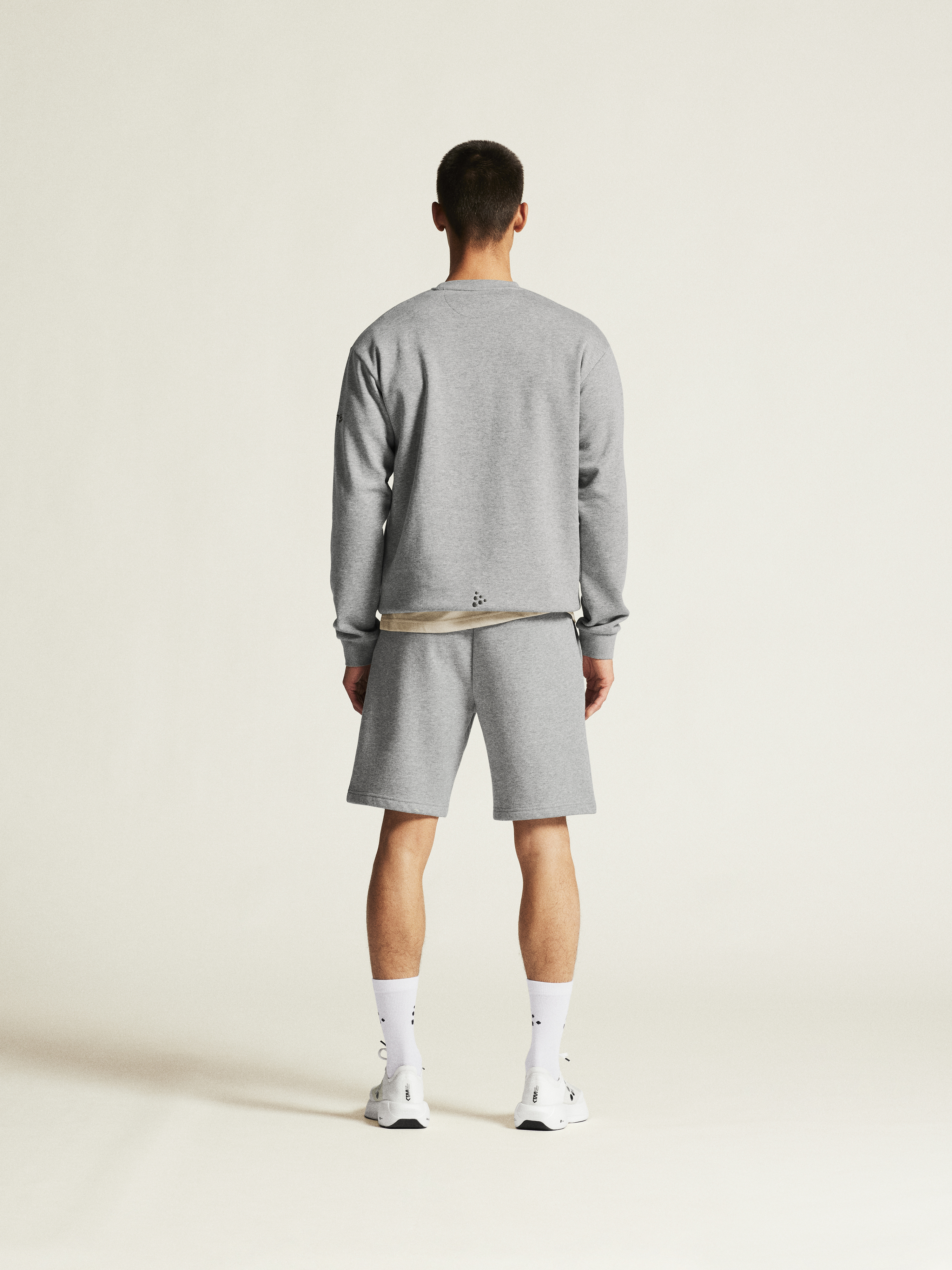 COMMUNITY 2.0 R NECK M - 13