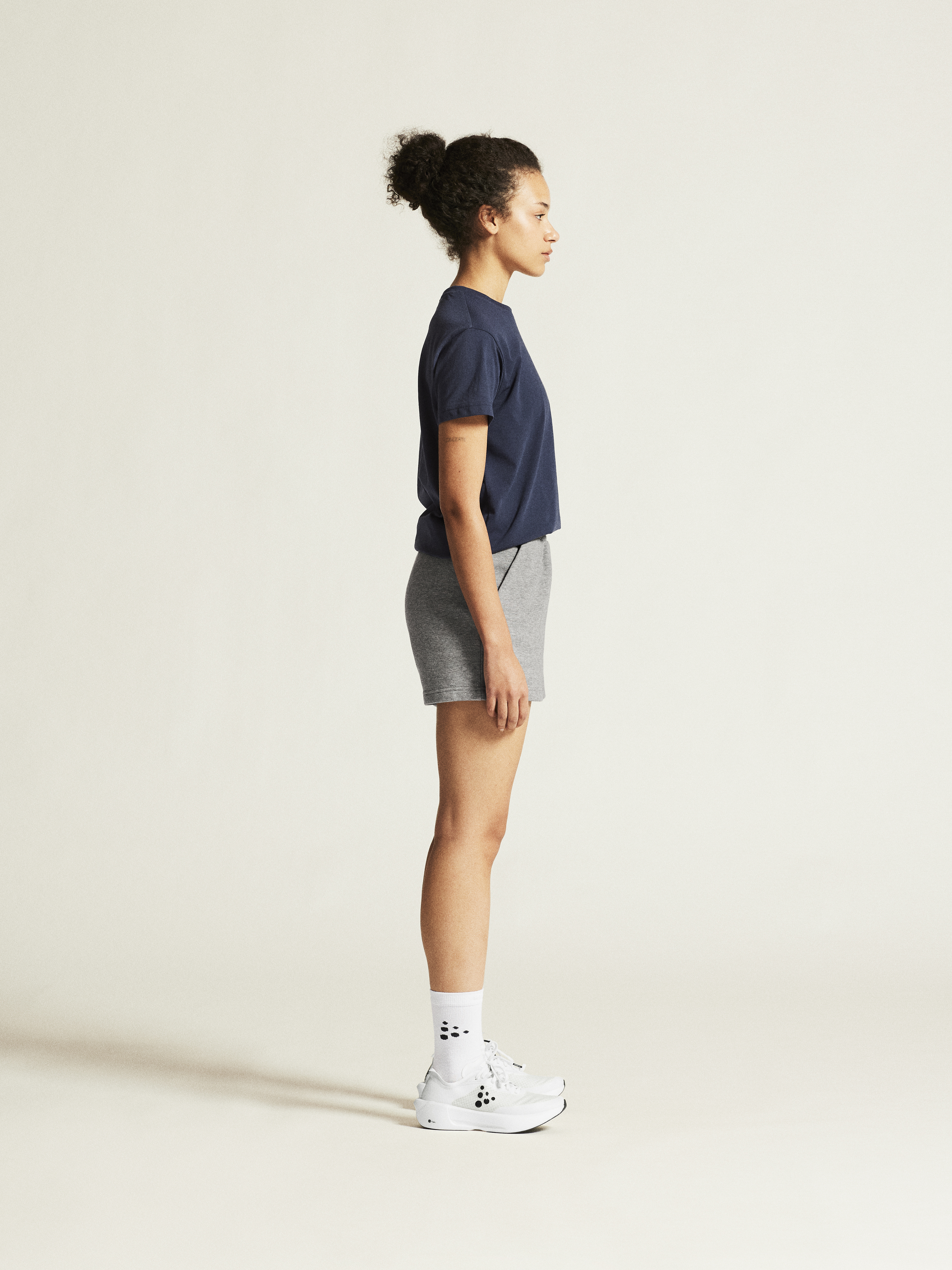 COMMUNITY 2.0 TEE W - 23