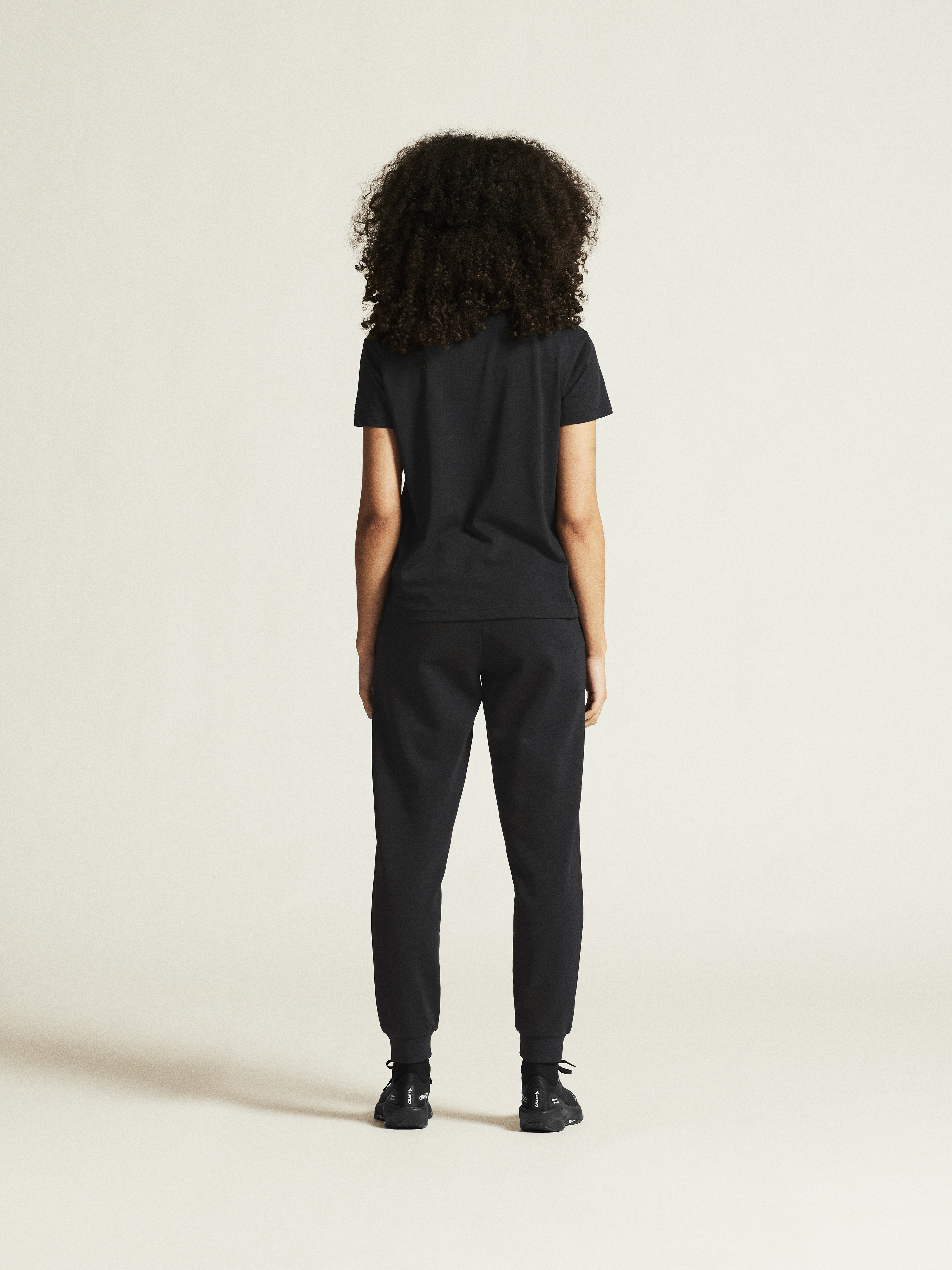 COMMUNITY 2.0 TEE W - 33