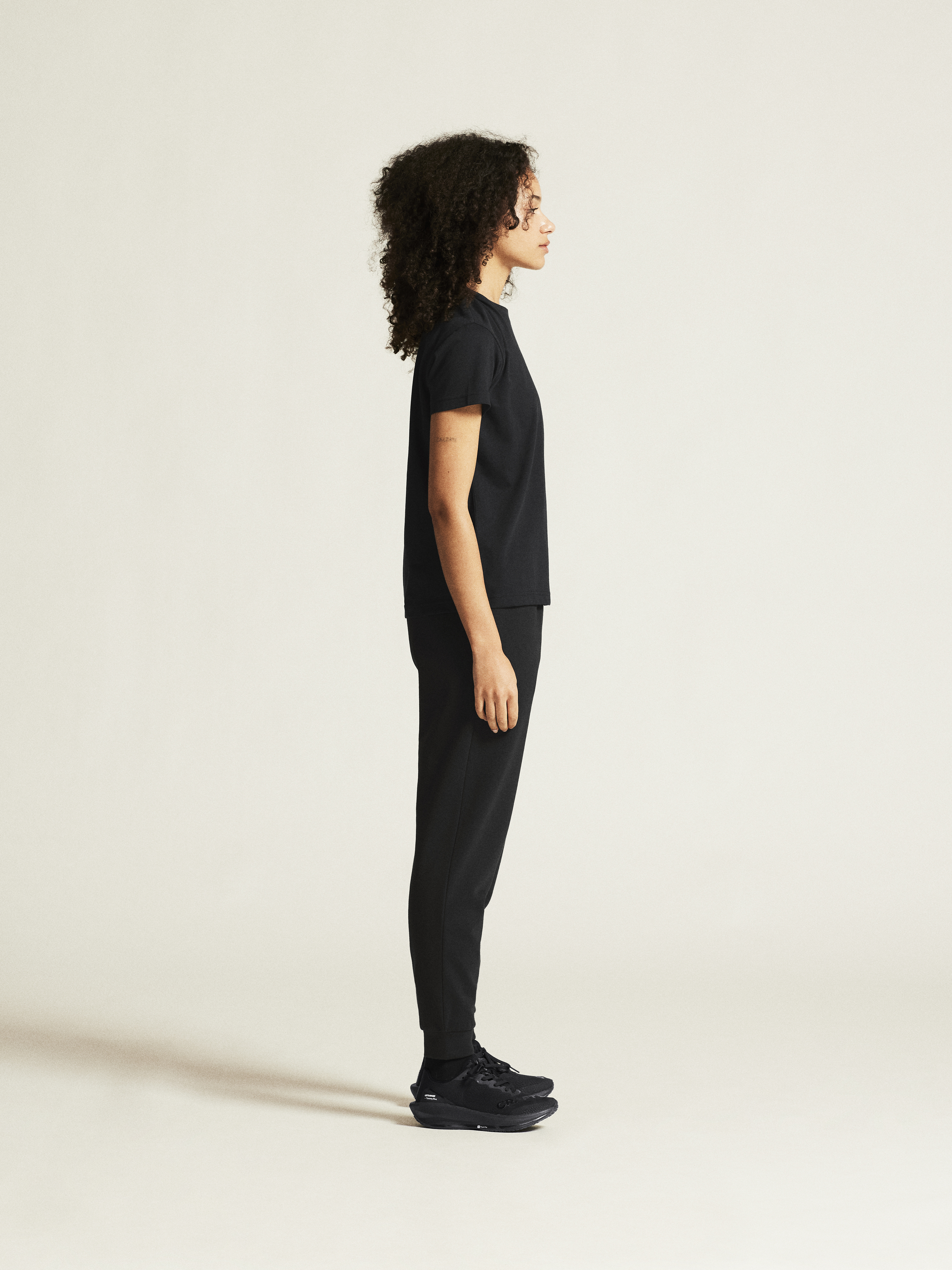 COMMUNITY 2.0 TEE W - 34