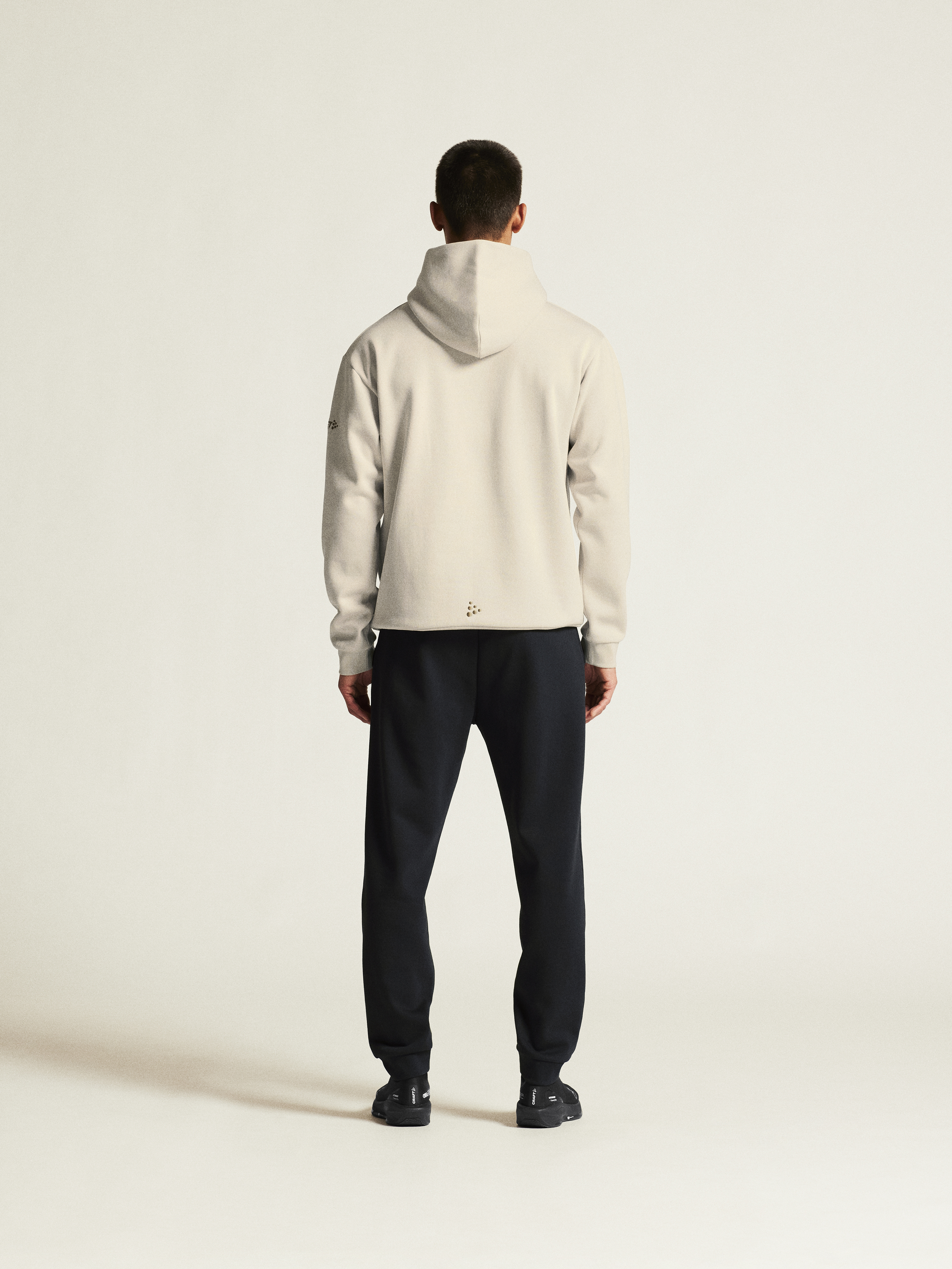 COMMUNITY 2.0 HOODIE M - 39