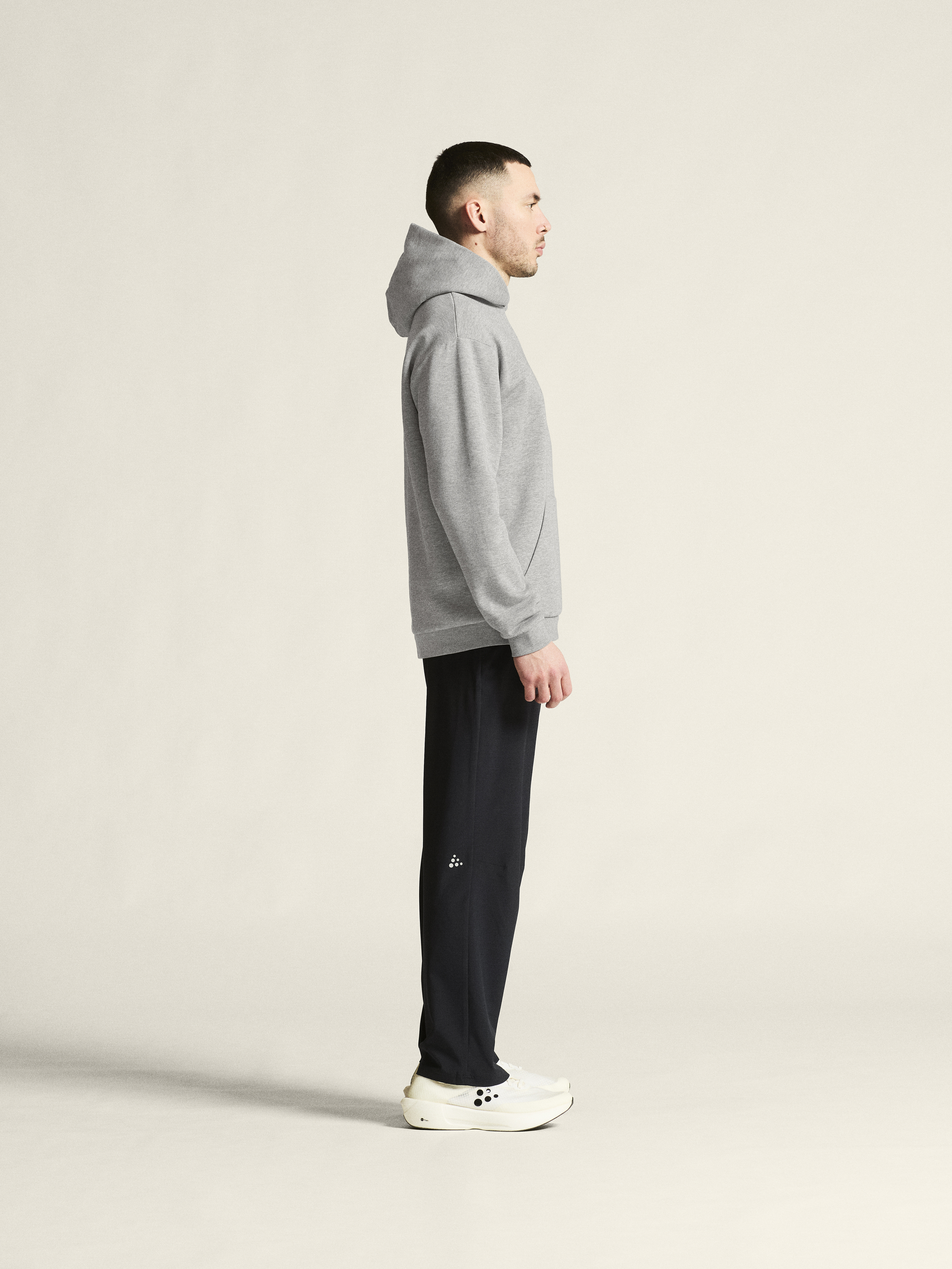 COMMUNITY 2.0 HOODIE M - 66