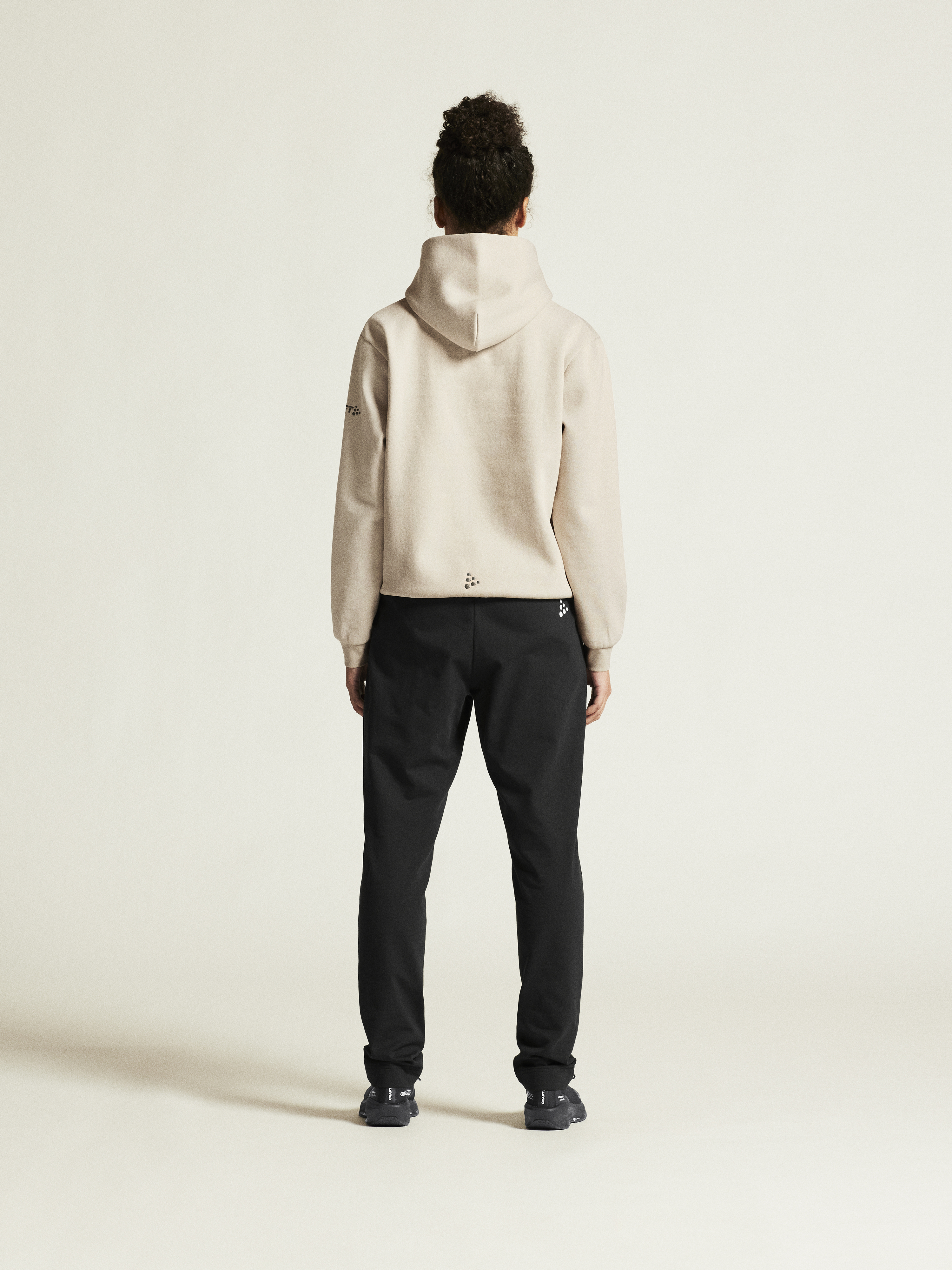 COMMUNITY 2.0 HOODIE W - 35