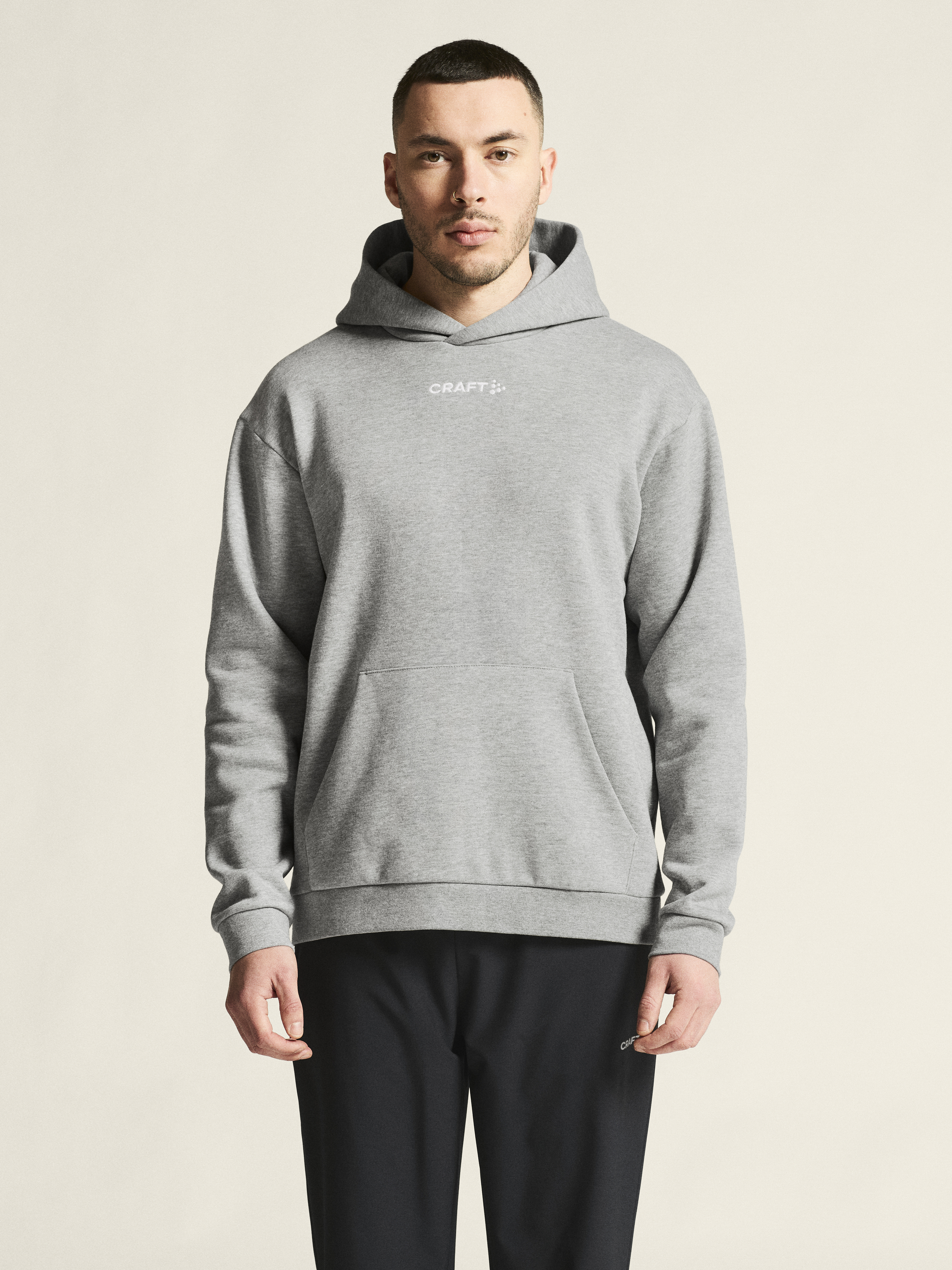 COMMUNITY 2.0 LOGO HOODIE M - 21