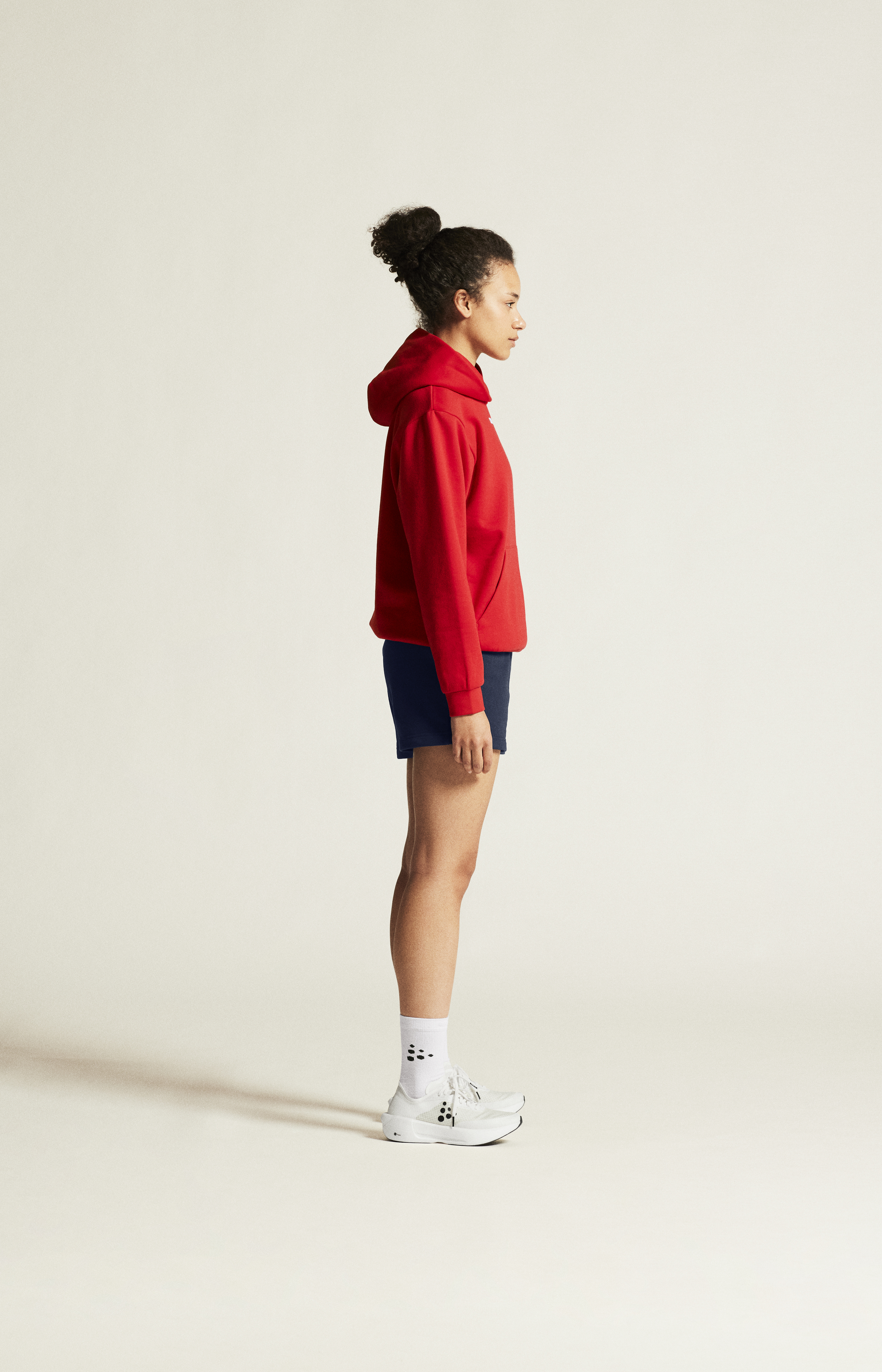 COMMUNITY 2.0 LOGO HOODIE W - 12