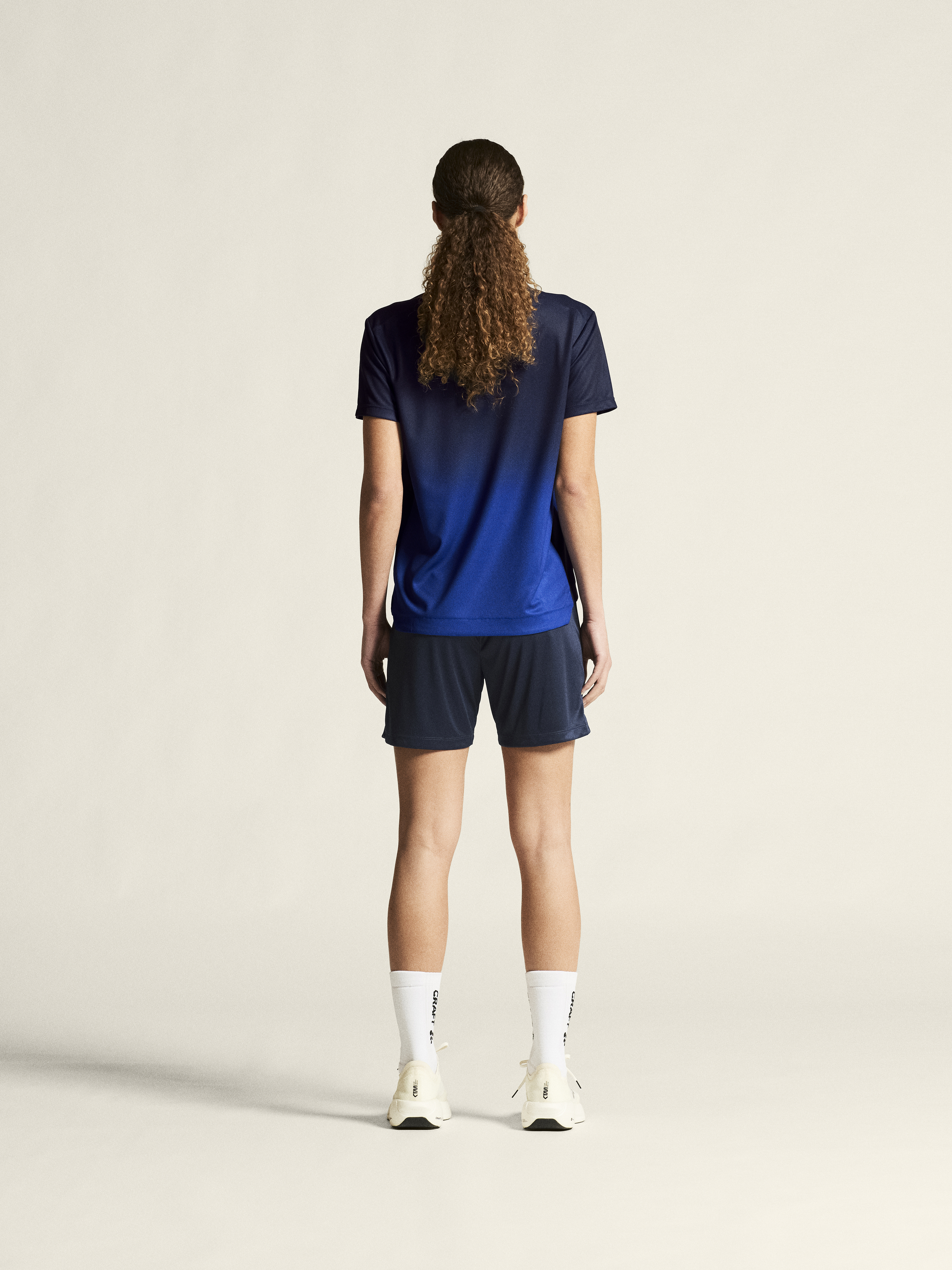 EVOLVE 2.0 STRUCTURED GRAPHIC JERSEY W - 32