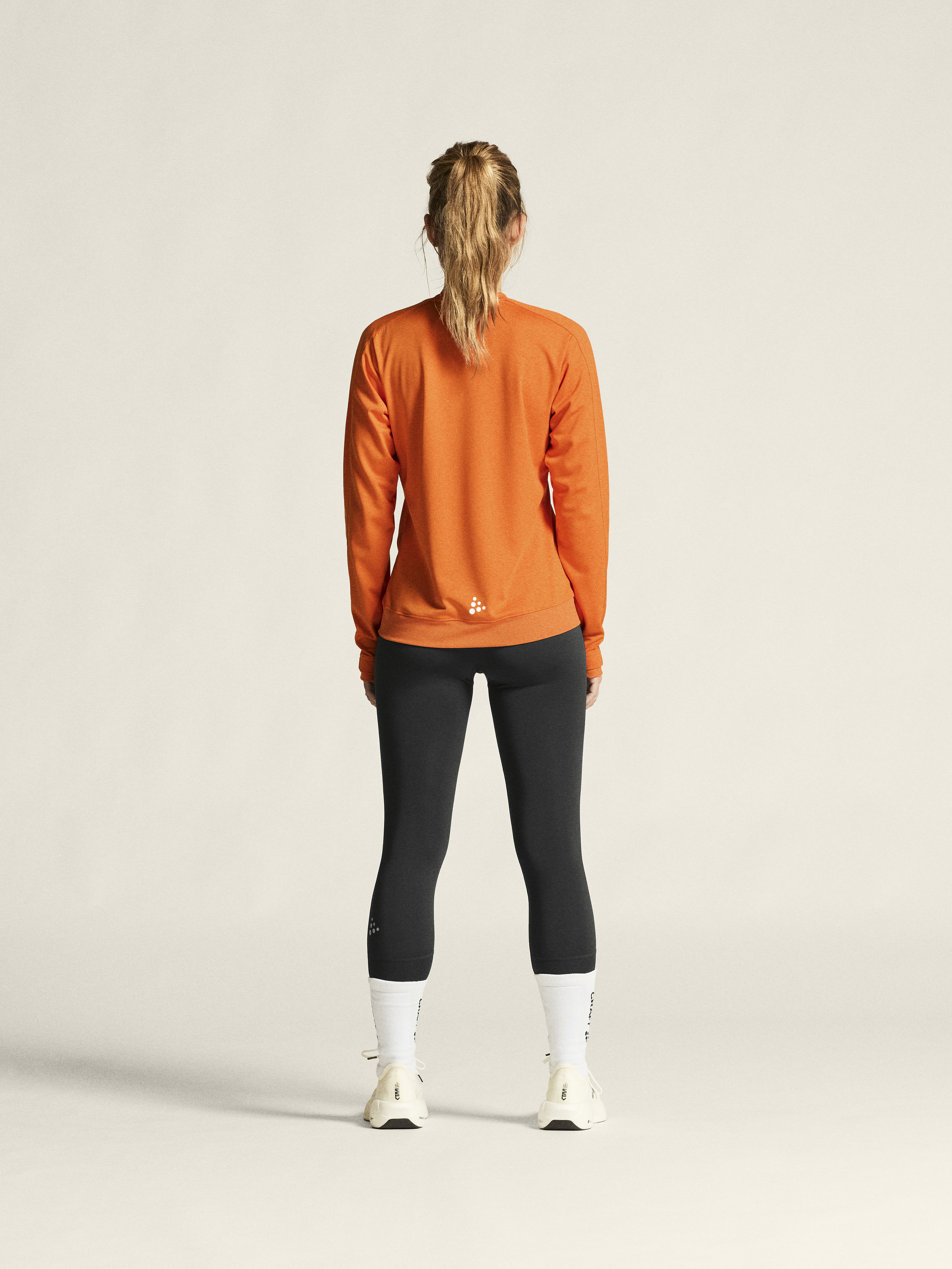 EVOLVE 2.0 CREWNECK W - 26