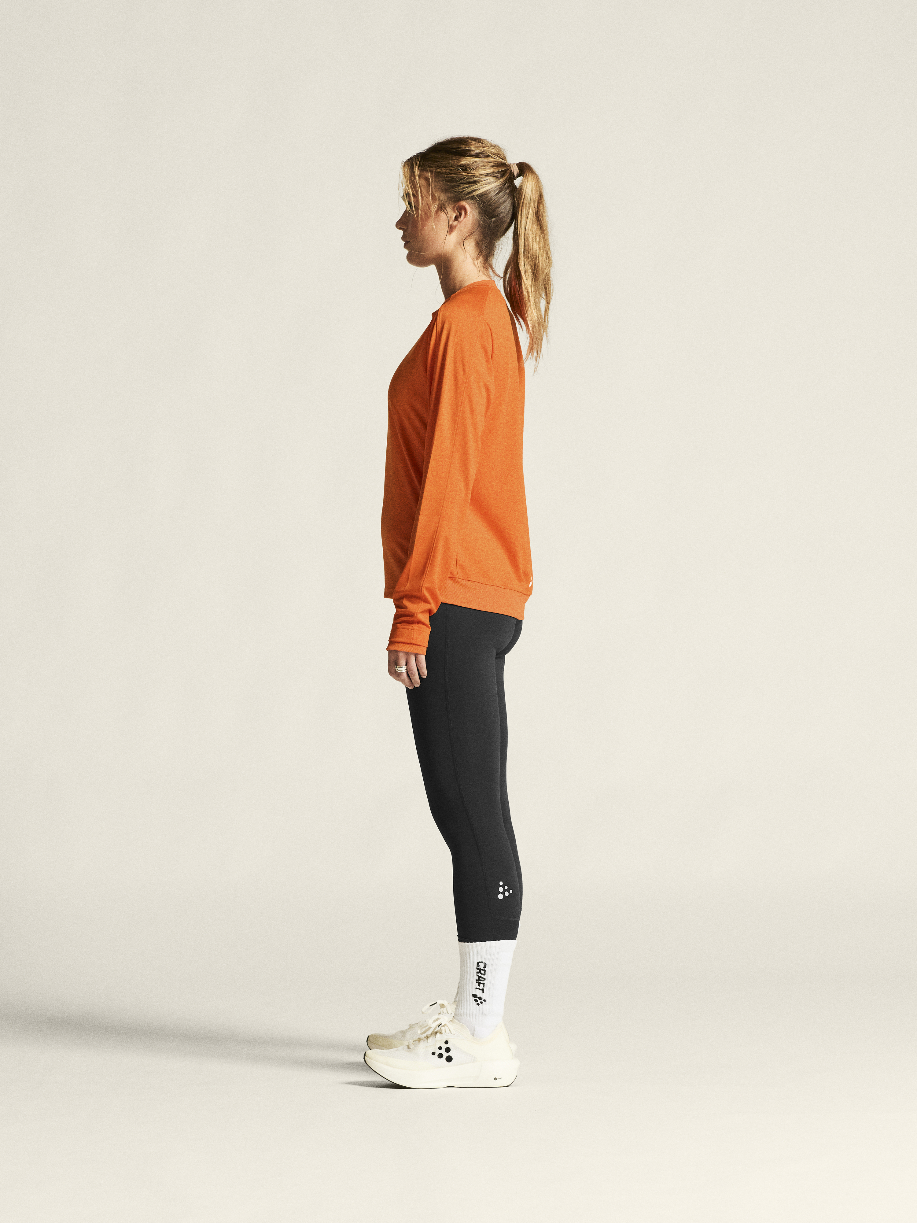 EVOLVE 2.0 CREWNECK W - 29