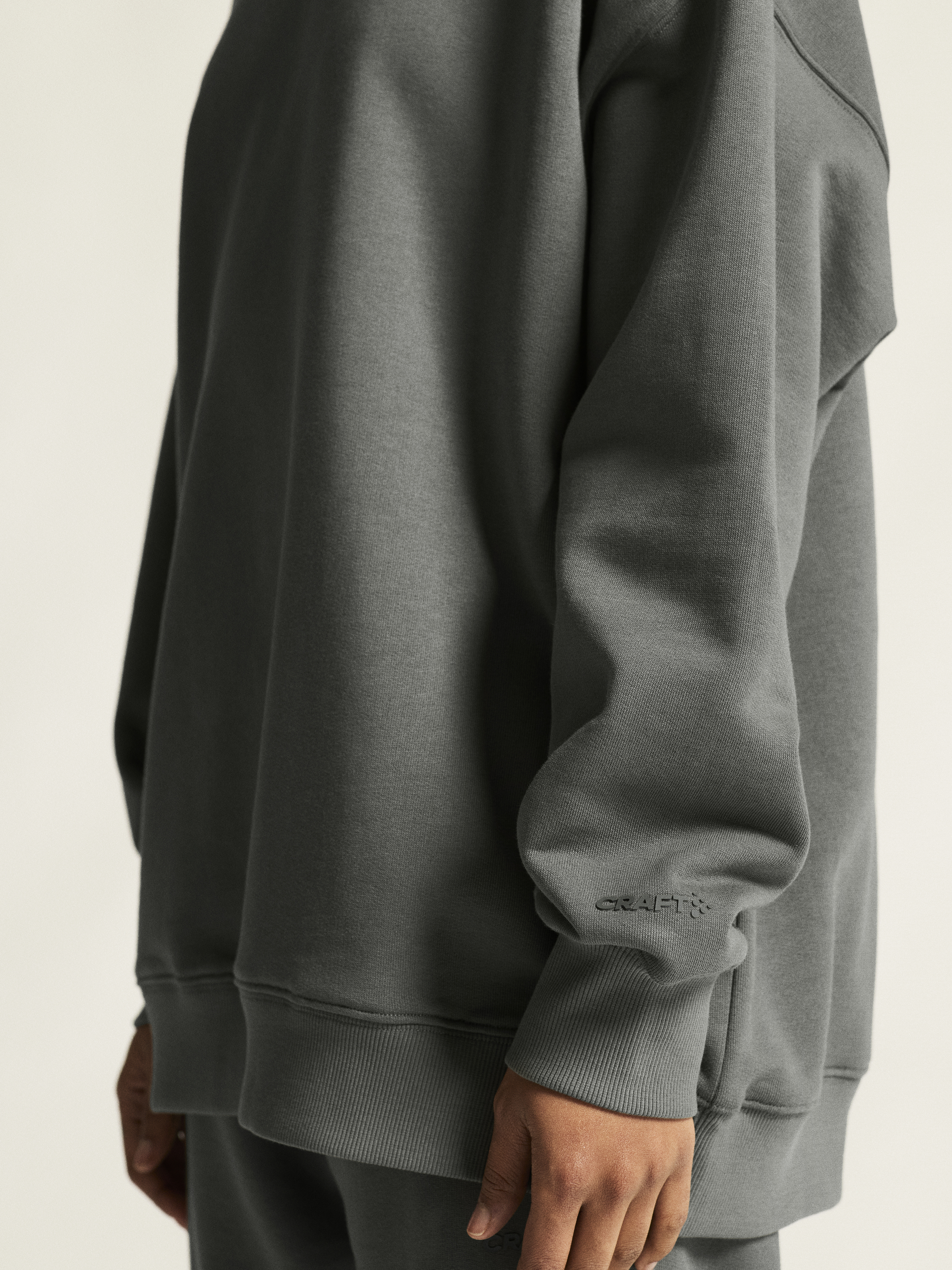FREQUENT RN SWEATSHIRT W - 26