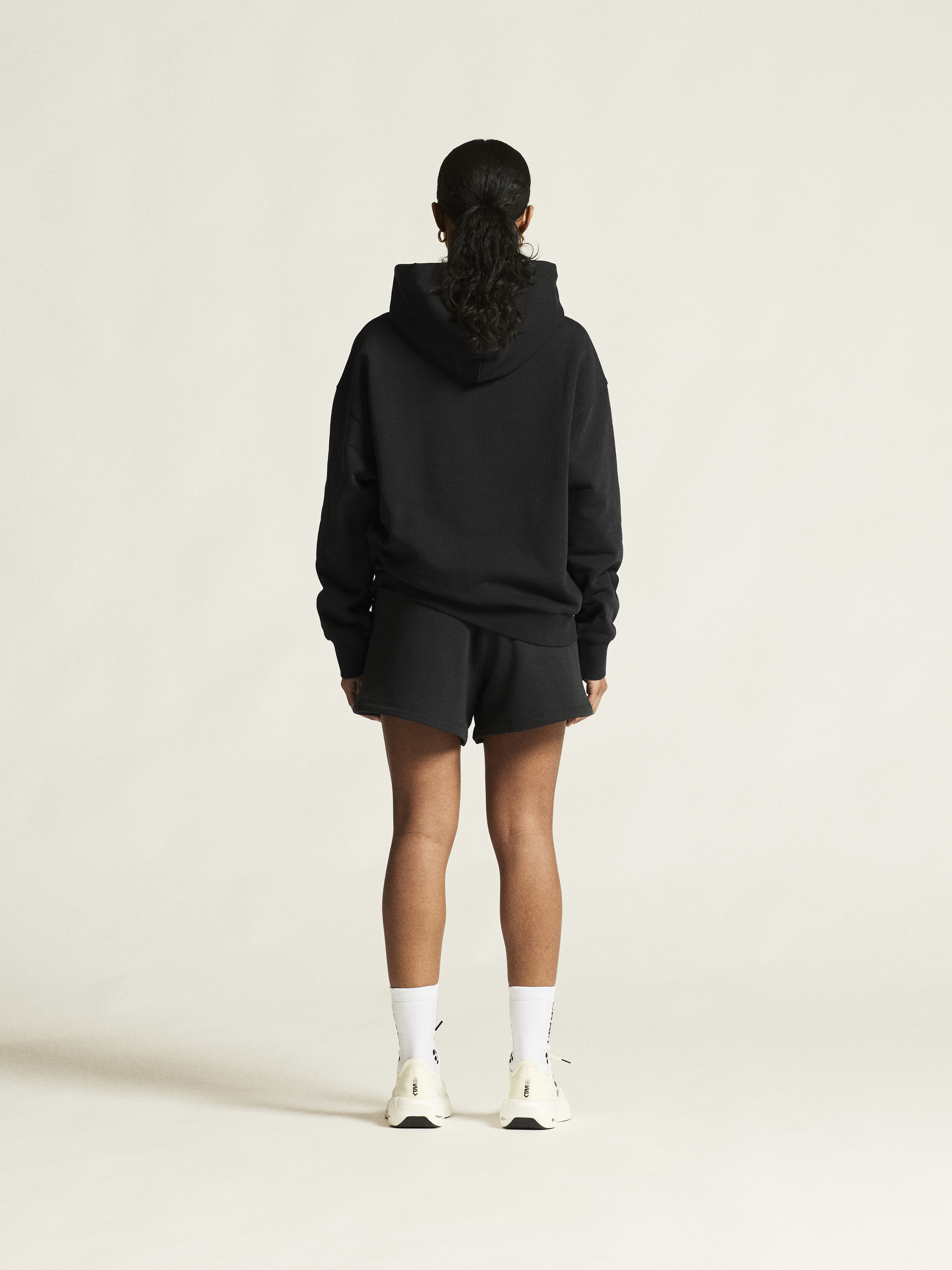 FREQUENT SWEATSHORTS W - 12