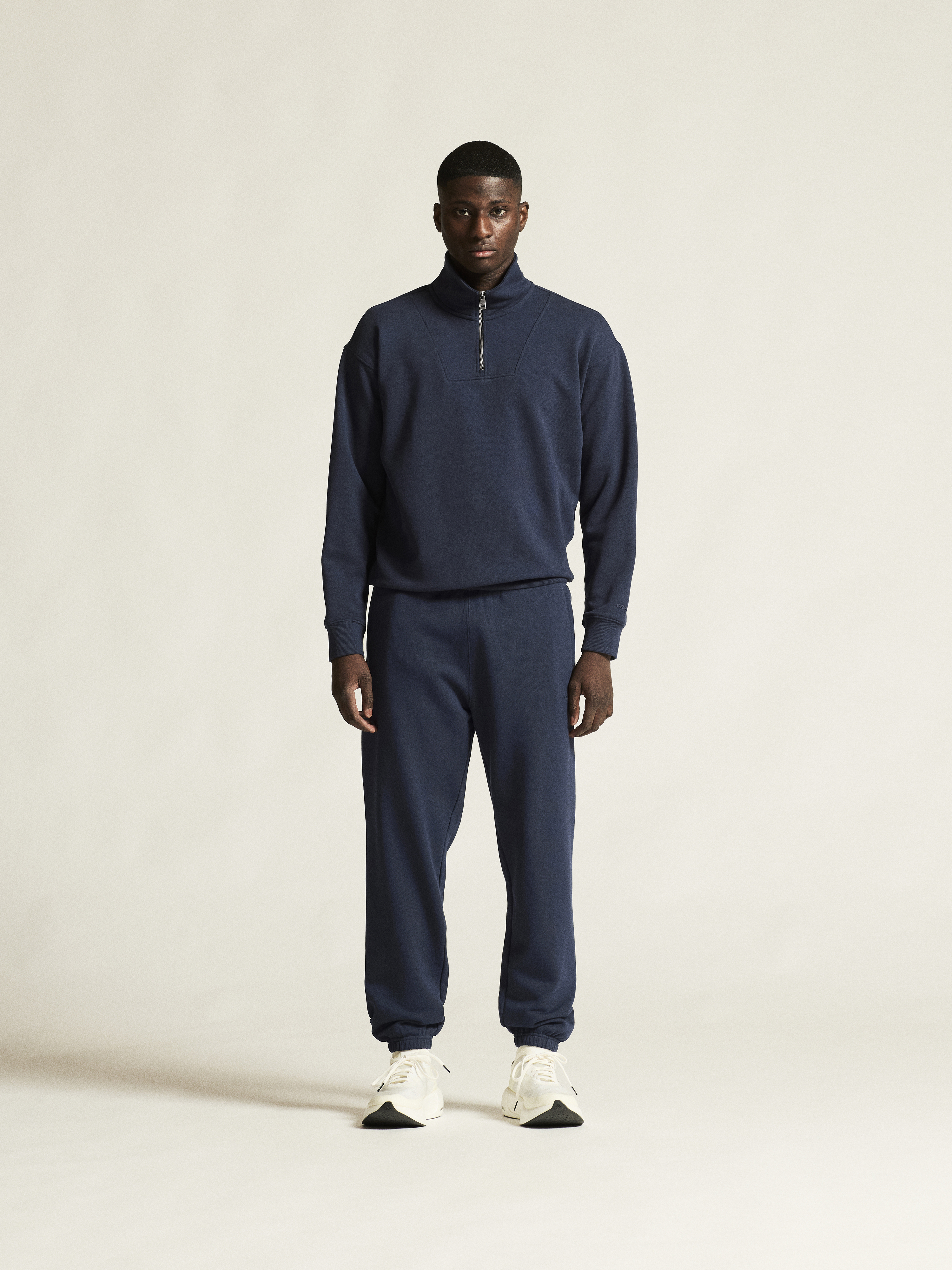FREQUENT SWEATPANTS M - 16