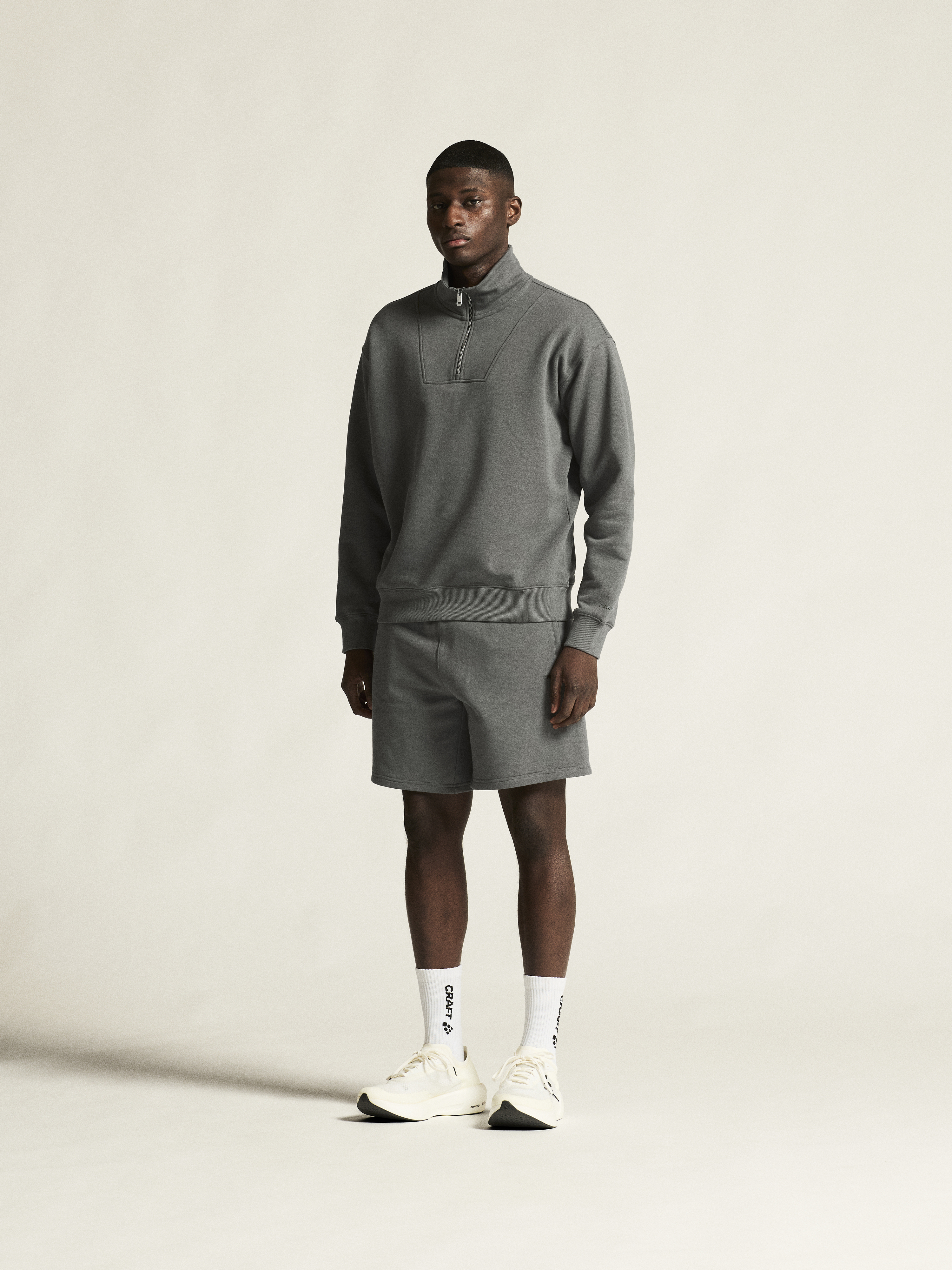 FREQUENT HZ SWEATSHIRT M - 20