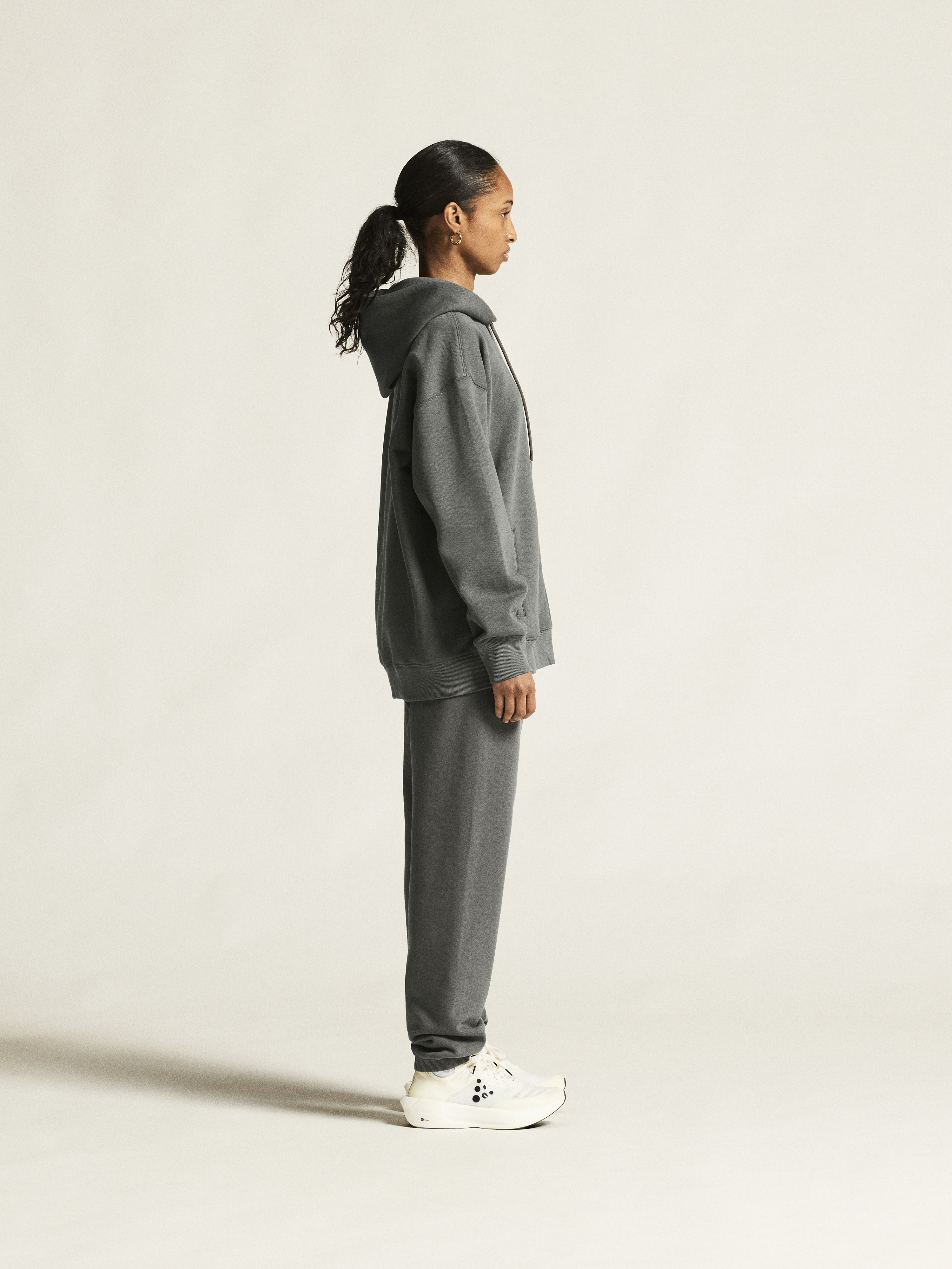 FREQUENT FZ HOODIE W - 25